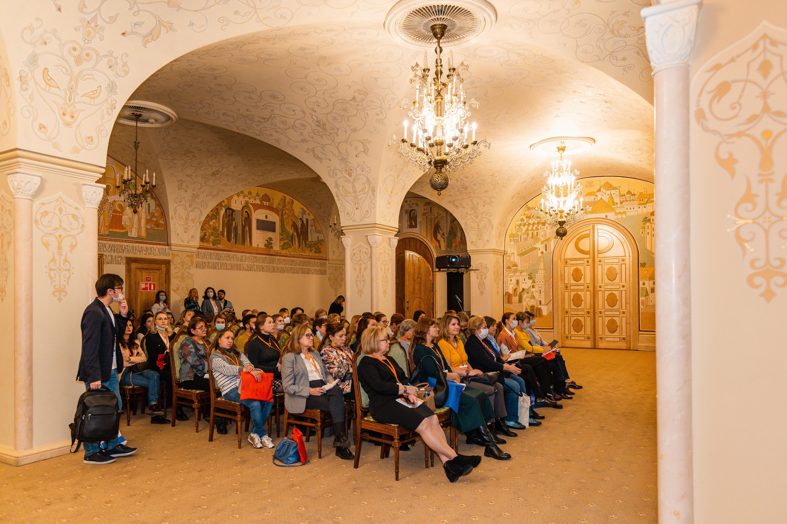 Международный офтальмологический форум-2021. Семейный, портретный, репортажный фотограф lifestyle в Москве и Кирове