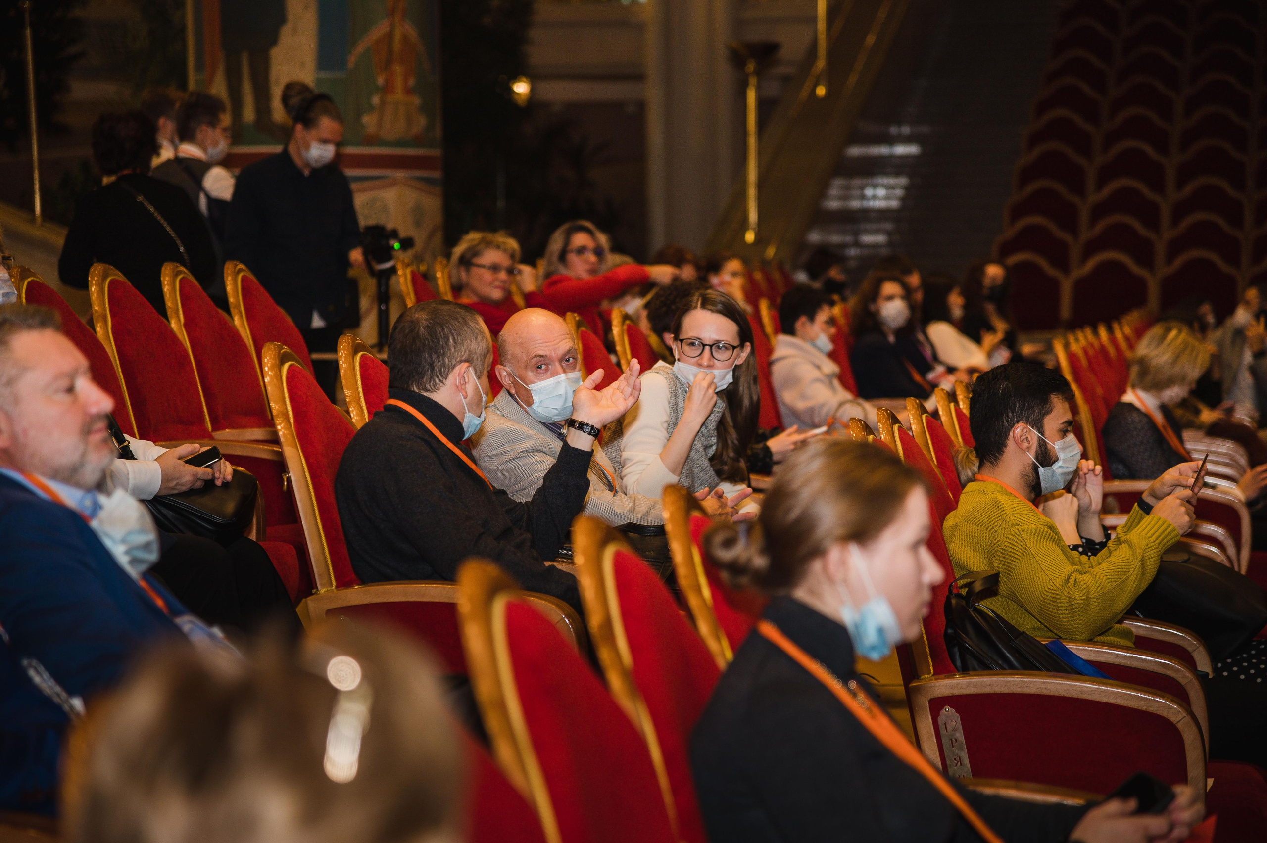 Международный офтальмологический форум-2021. Семейный, портретный, репортажный фотограф lifestyle в Москве и Кирове