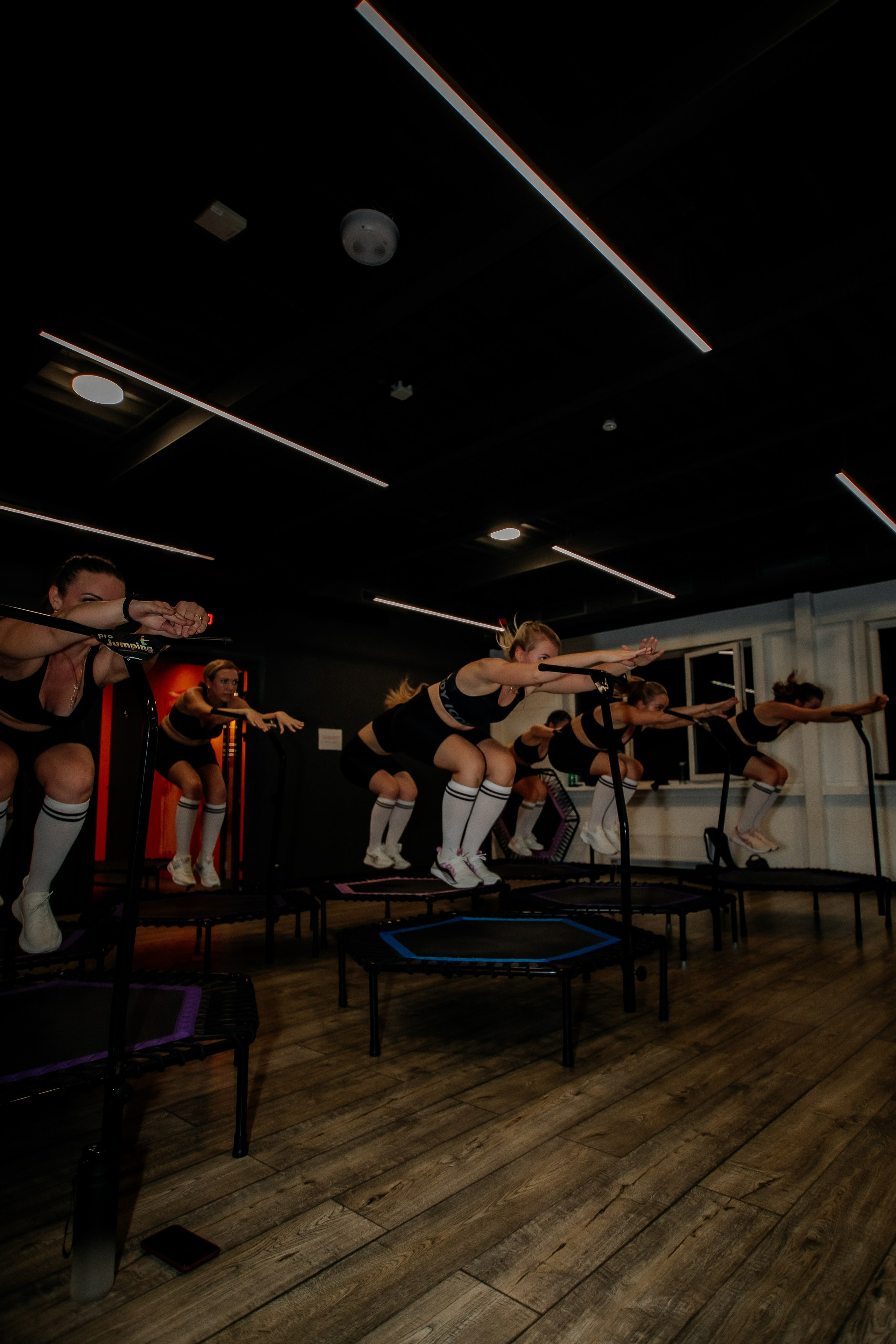 Съемки тренировок для сети студий Jumping Fitness. Ирина Тихонова — фотограф для детей и коллективов в Москве