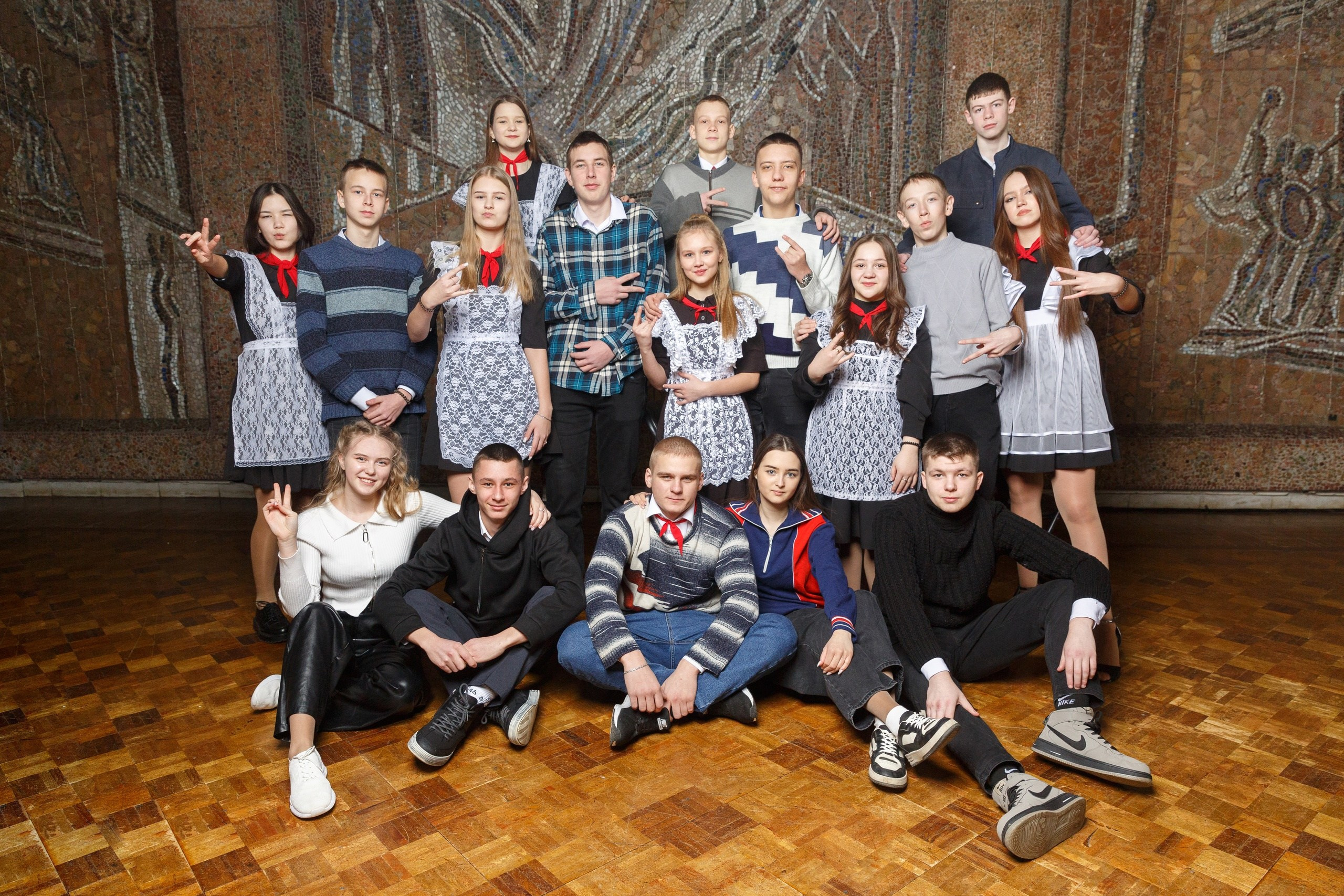 Выпускной альбом Ульяновск. SchoolBook — Выпускные альбомы| Школьный фотограф в Ульяновске