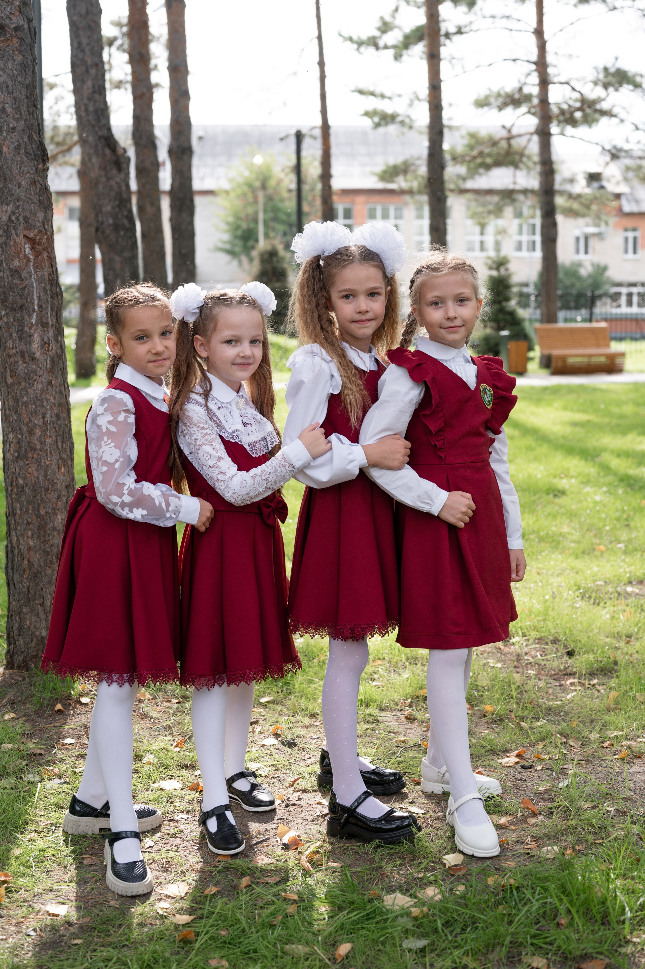 1 сентября 16 гимназия 2 класс (линейка + в классе+ на улице). Фотограф новорожденных, семейный детский в Тюмени Татьяна Морозова