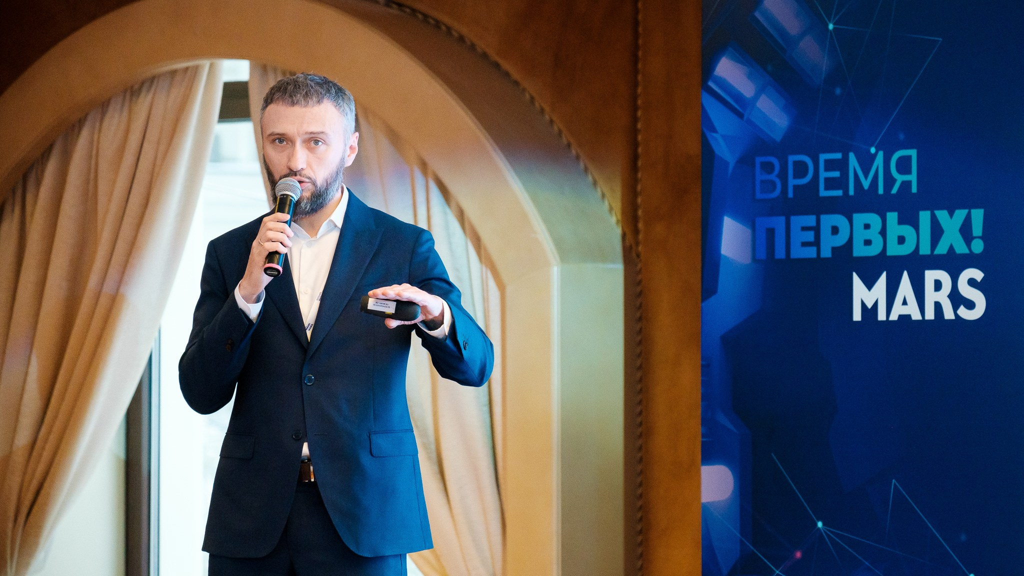 Время первых. Ретушер Довгуля Александр