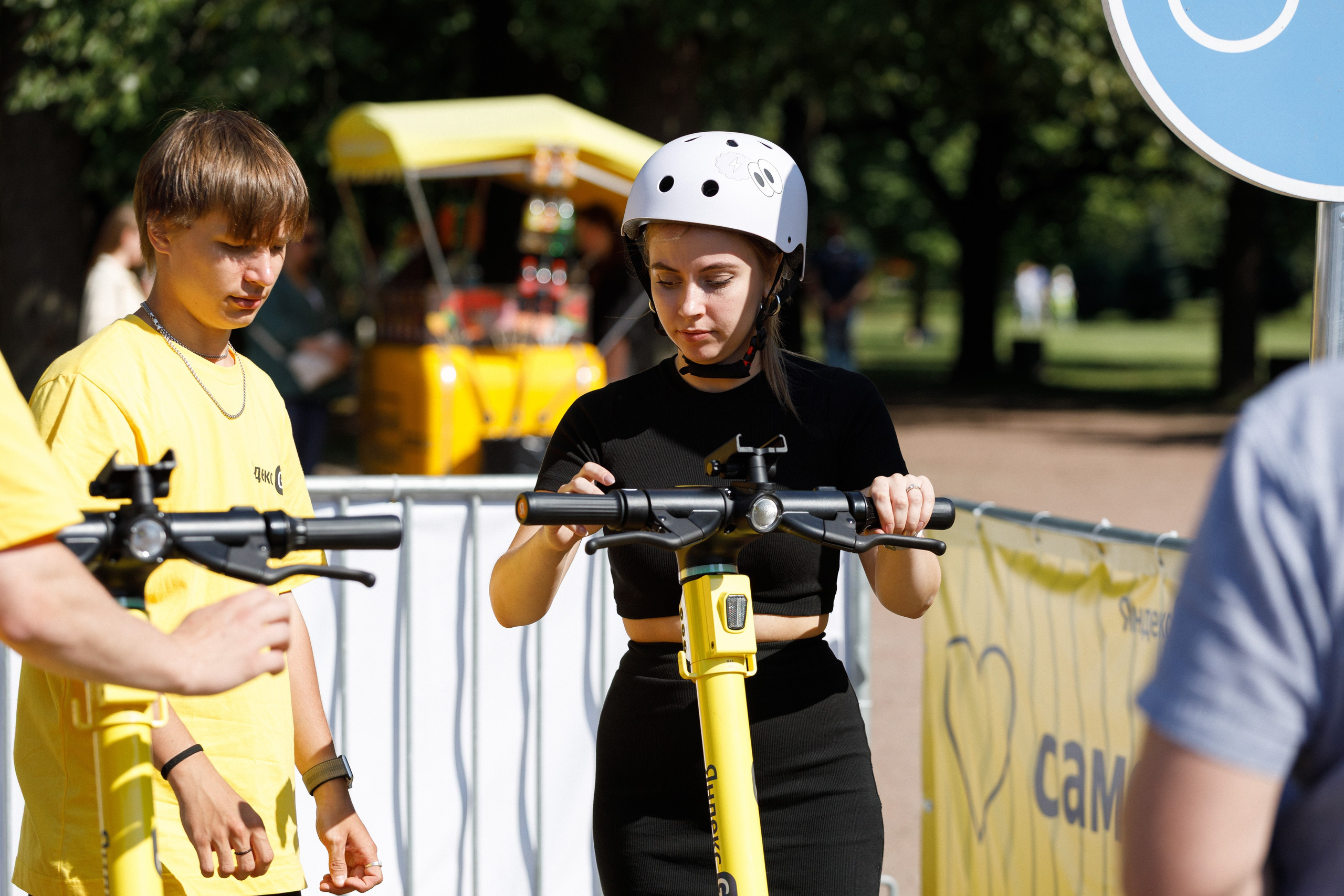 Яндекс Самокат. Свадебный и репортажный фотограф в Санкт-Петербурге Николай Голованов