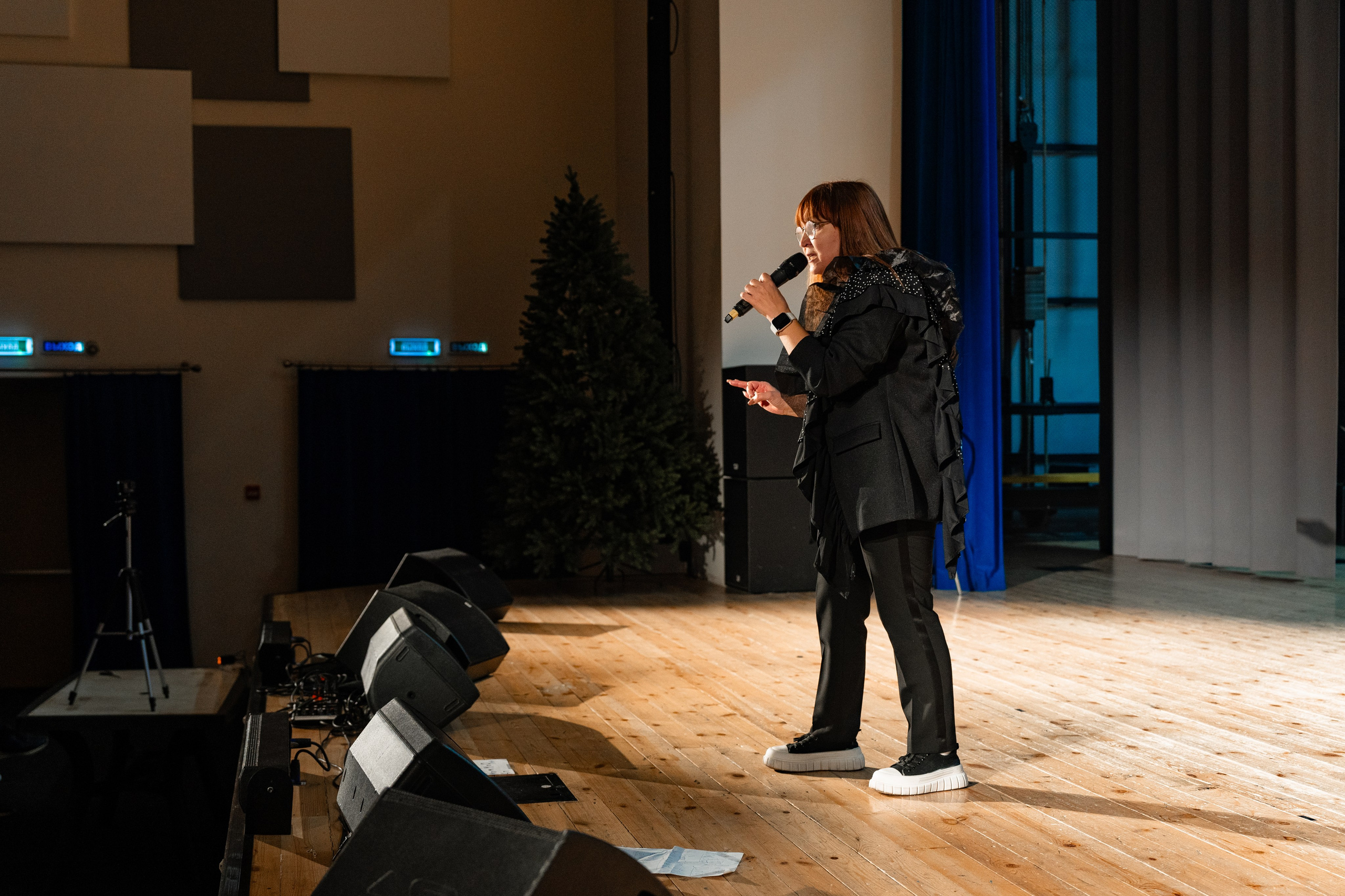 Концерт ДК Буривестник. Фотограф Никита Комаров