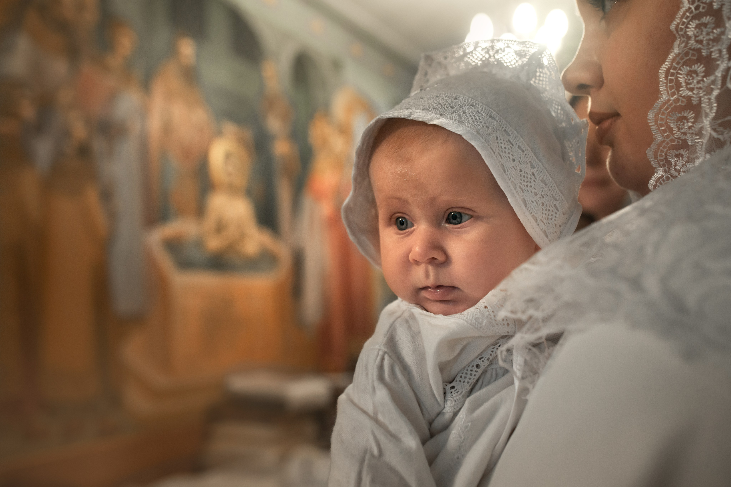 Крещение Екатерины в Троицком соборе Саратова. Фотограф на крещение в Саратове Марина Грушина