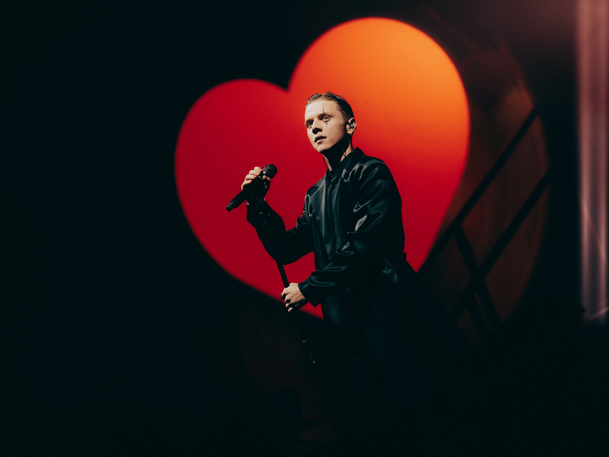 Ваня Дмитриенко. Фотограф Ксения Калюжная