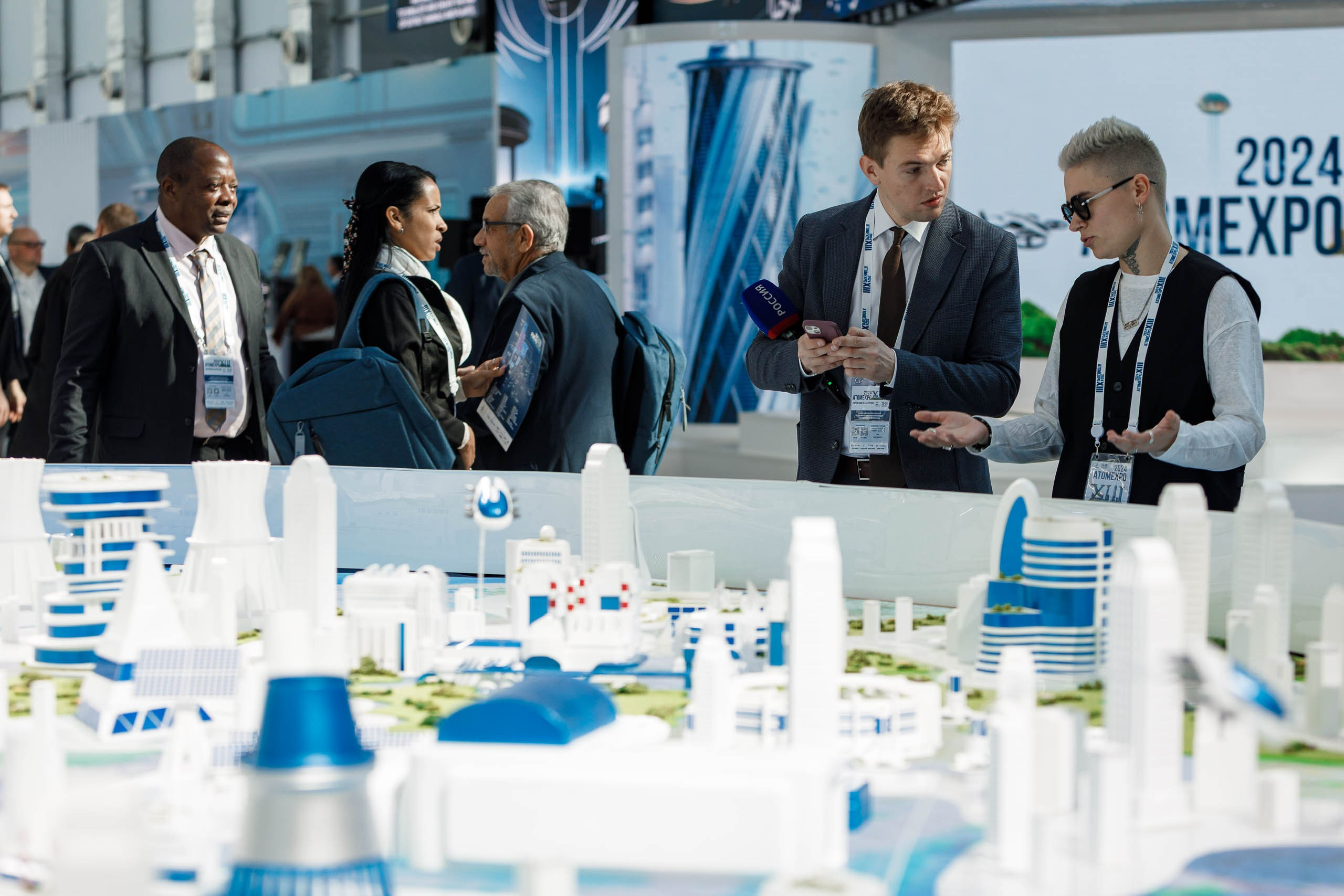 Подписания соглашений на форуме ATOM EXPO XIII 2024 в Сириусе. Репортажный фотограф в Москве, Сочи и Санкт-Петербурге