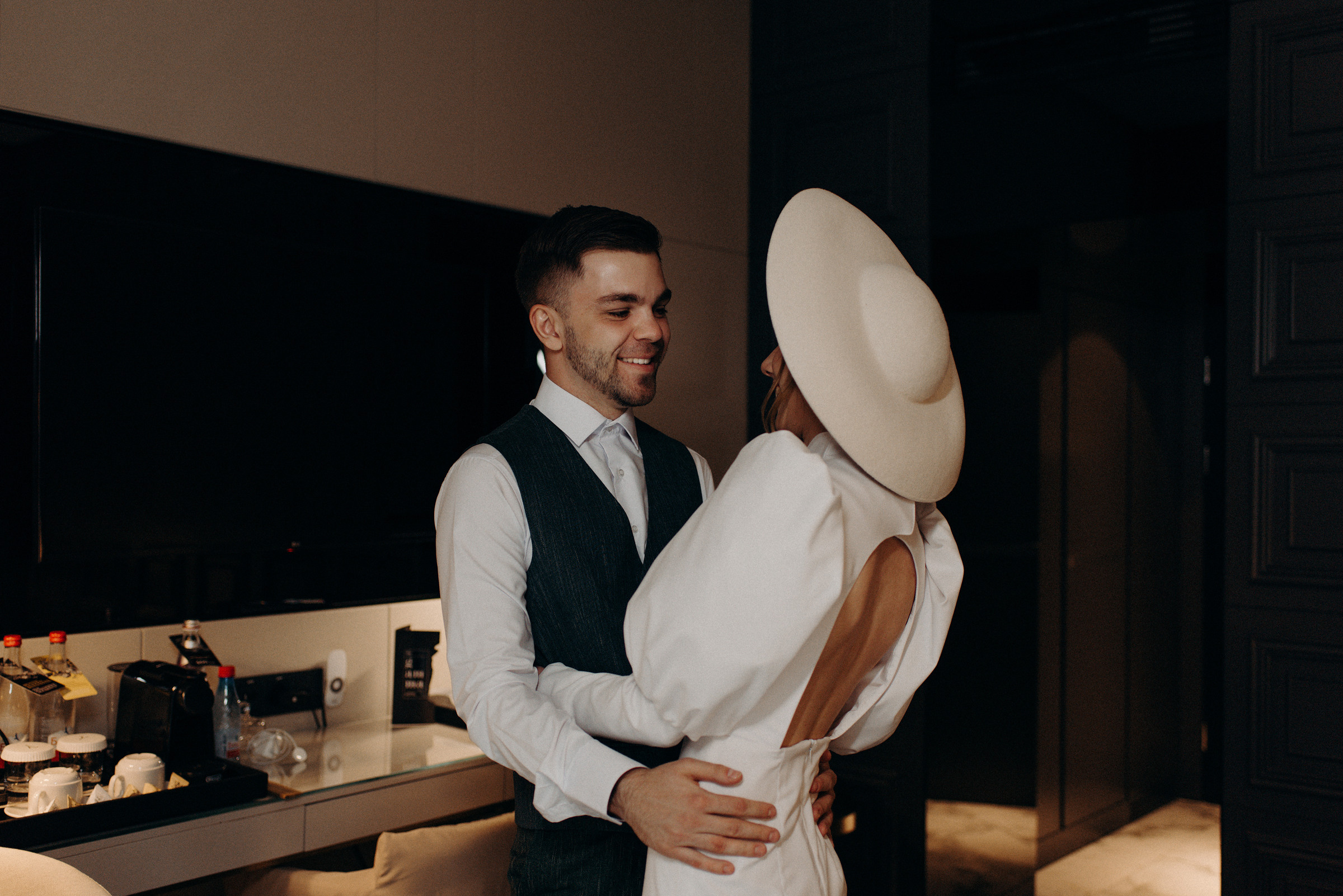 свадебная фотосессия в отеле gamma