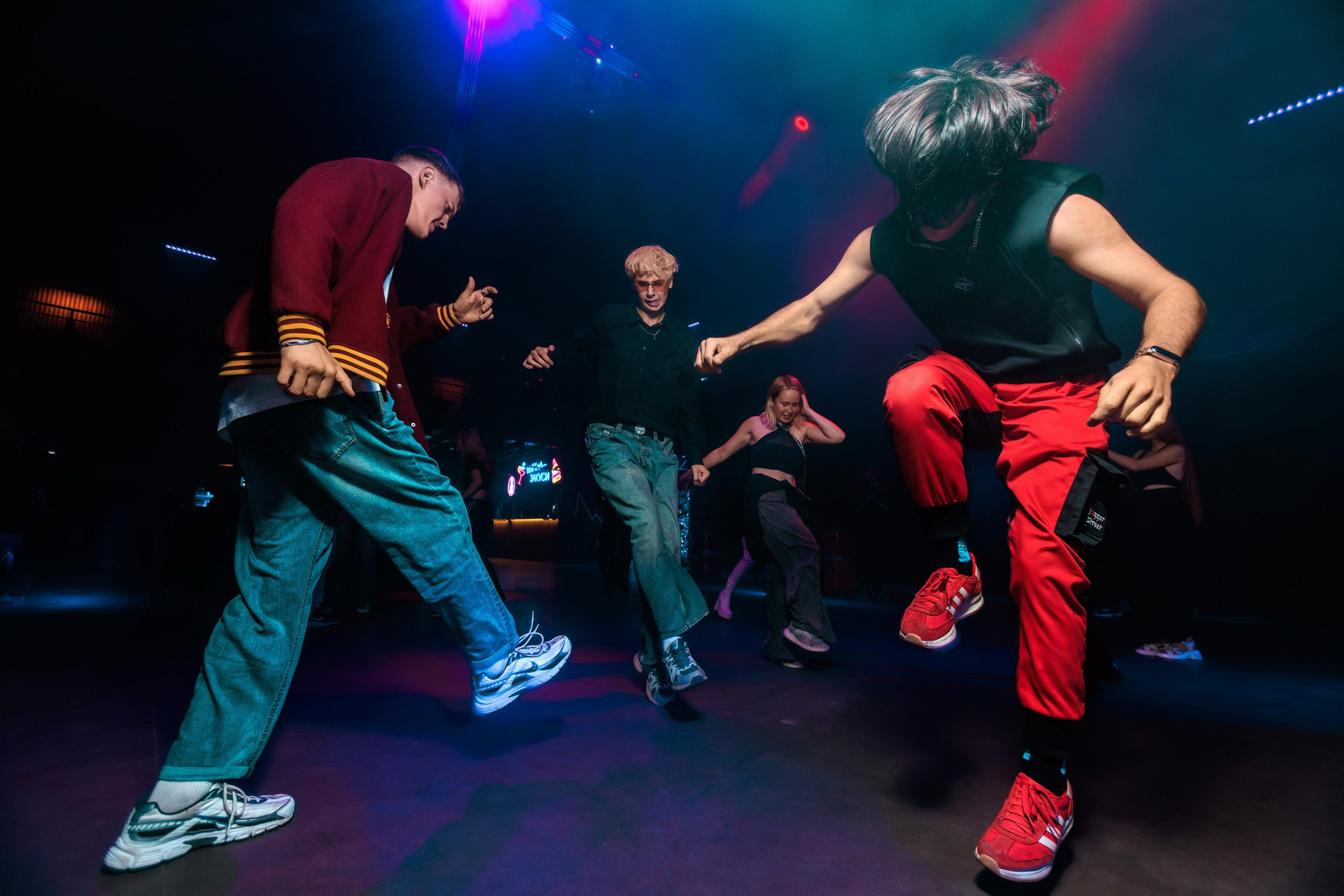 15.08.25 Bratz Rave. Репортажный фотограф Екатеринбург | Яркий, качественный репортаж | Концерты, клубы, репортаж, праздники, корпоративы