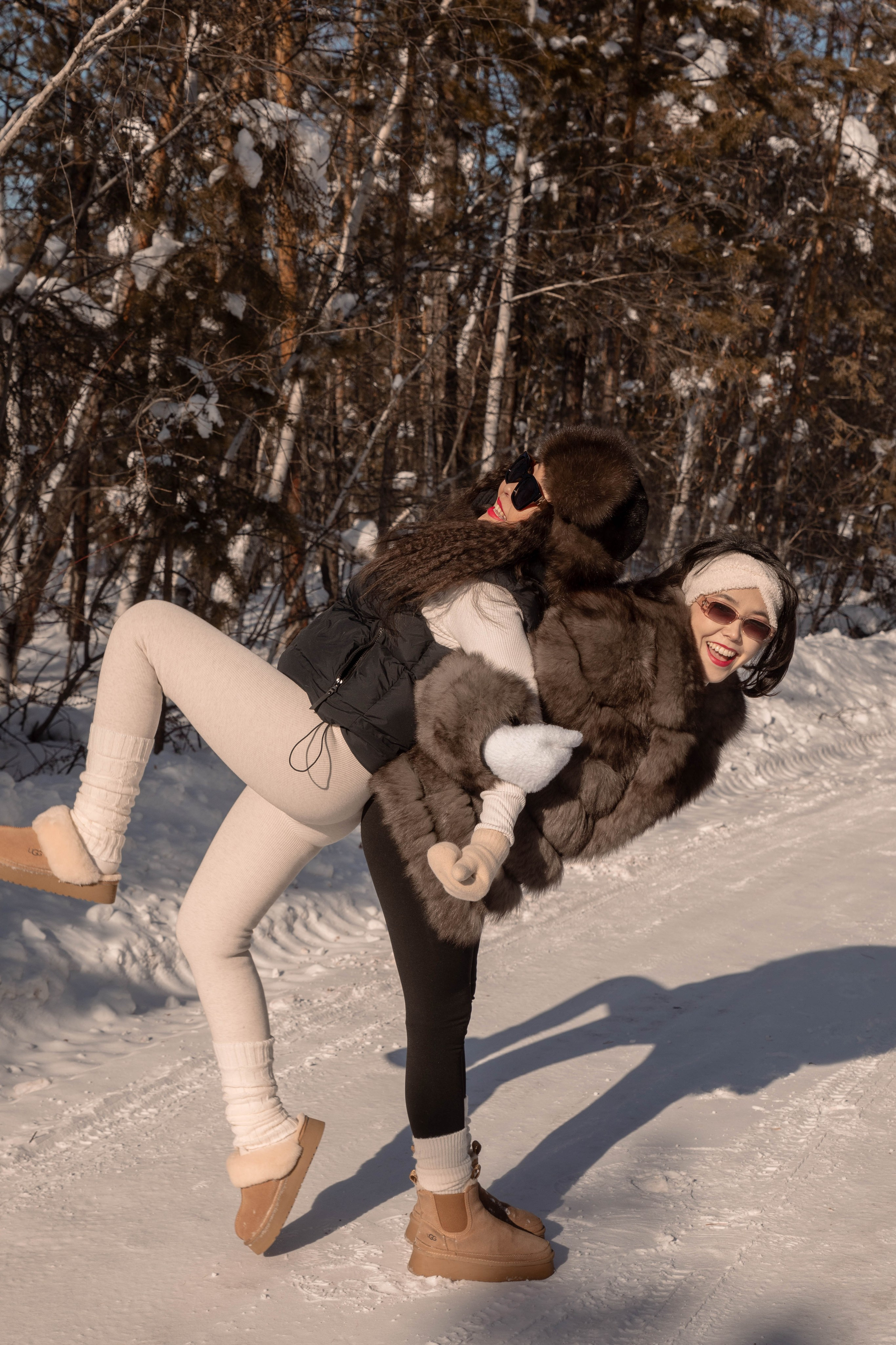 Подружки. Фотограф Natalia Rova. Съемка брендов и репортаж в Якутске