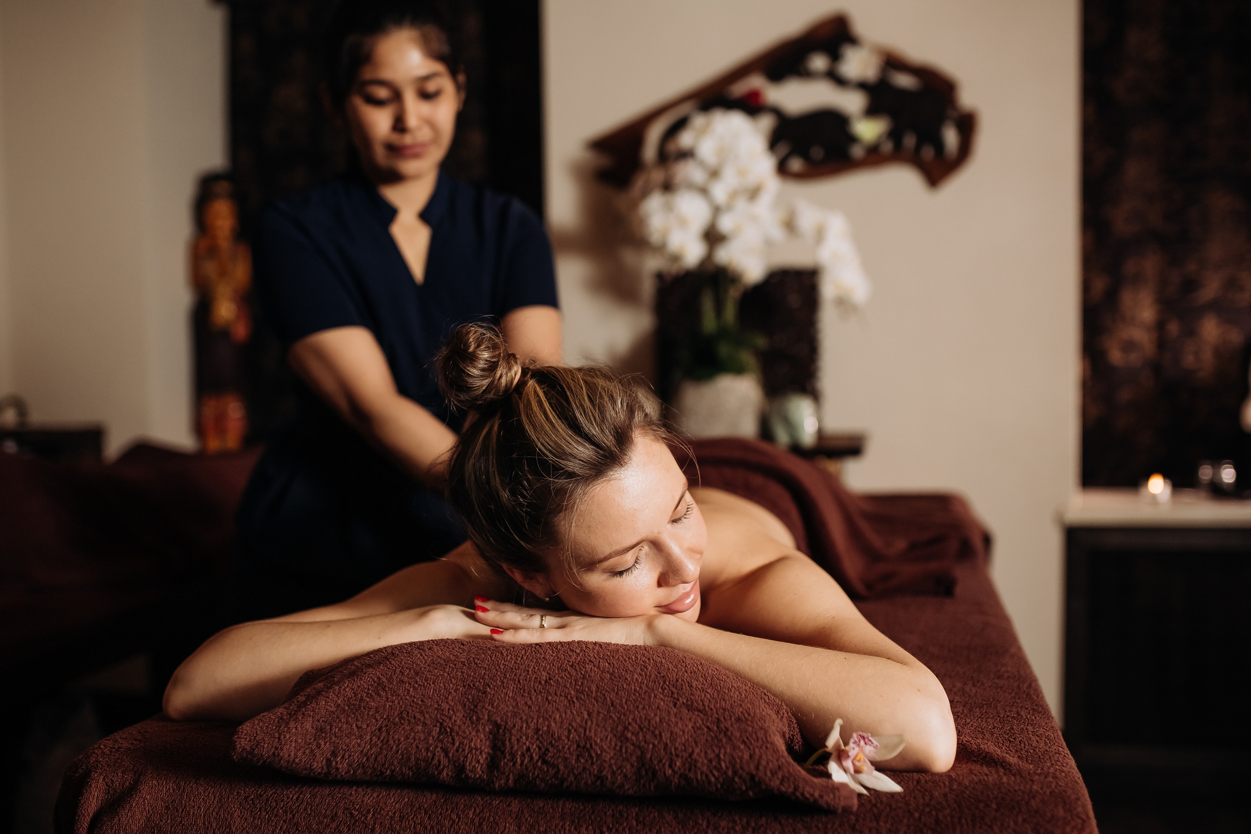 Контент Массаж. Темная тема. ФОТО ВИДЕО ПРОДАКШН Санкт-Петербург Москва фотограф Мария Хрусталева