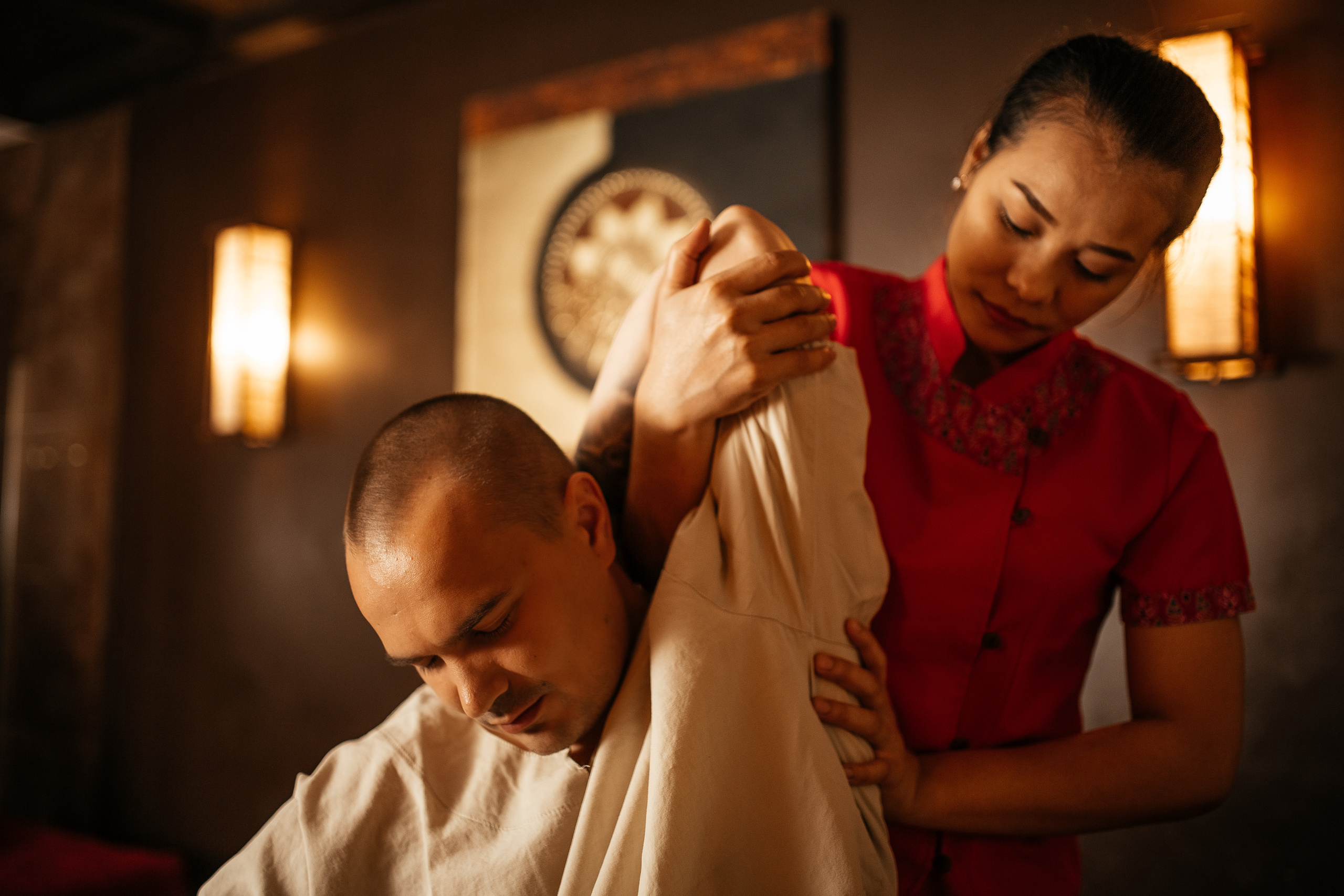 Массаж для мужчин. ФОТО ВИДЕО ПРОДАКШН Санкт-Петербург Москва фотограф Мария Хрусталева