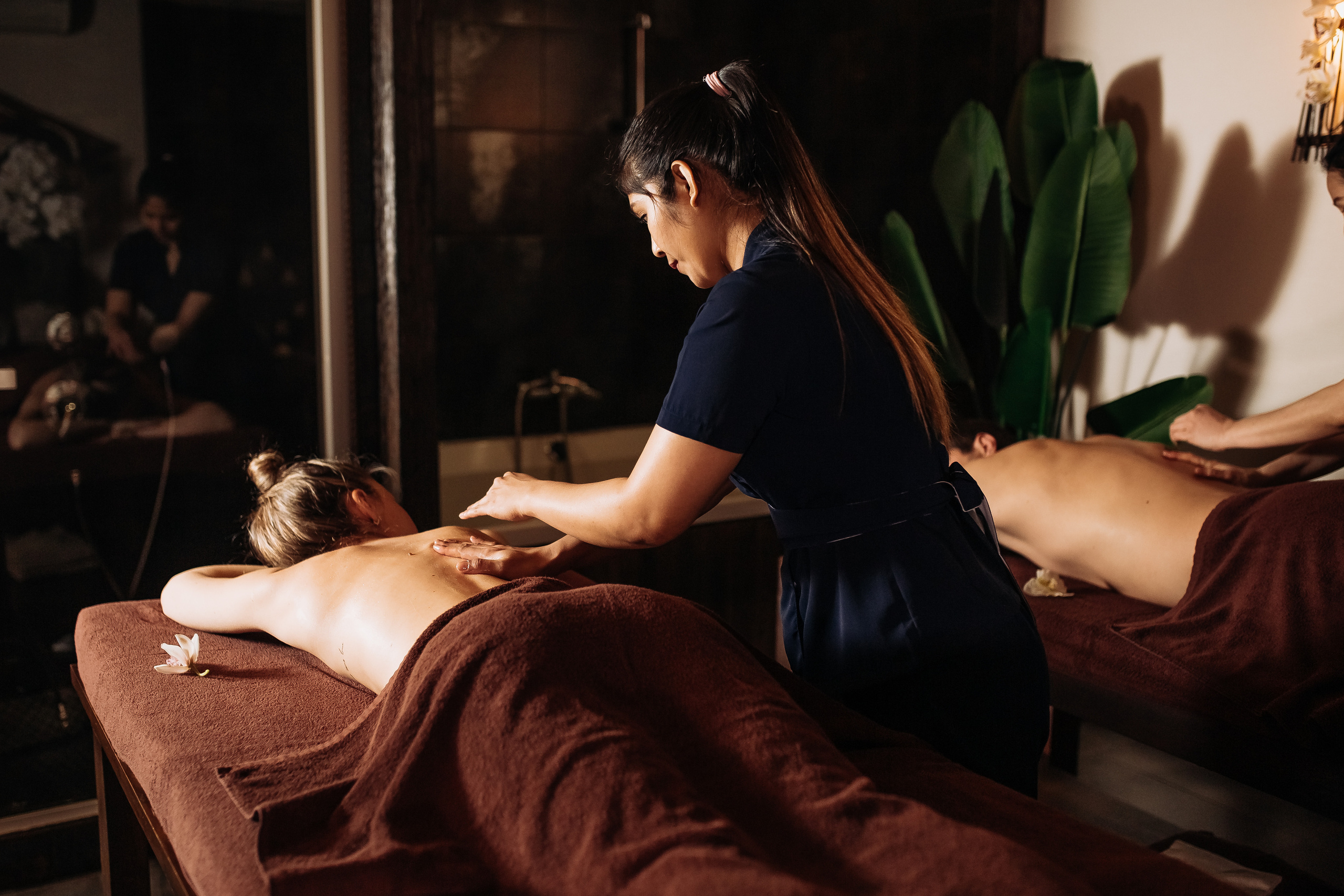 Контент Массаж. Темная тема. ФОТО ВИДЕО ПРОДАКШН Санкт-Петербург Москва фотограф Мария Хрусталева