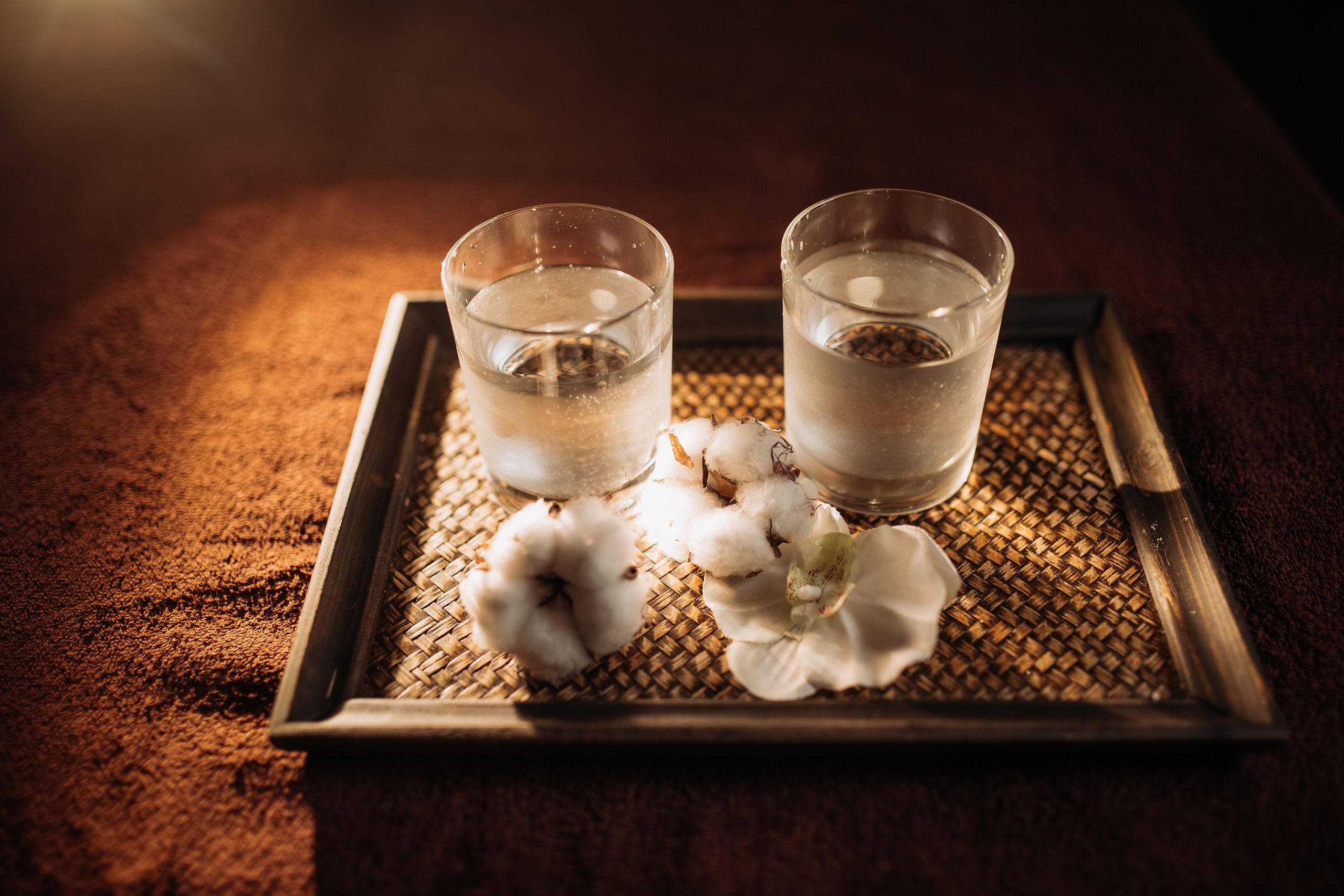 Контент Массаж. Темная тема. ФОТО ВИДЕО ПРОДАКШН Санкт-Петербург Москва фотограф Мария Хрусталева