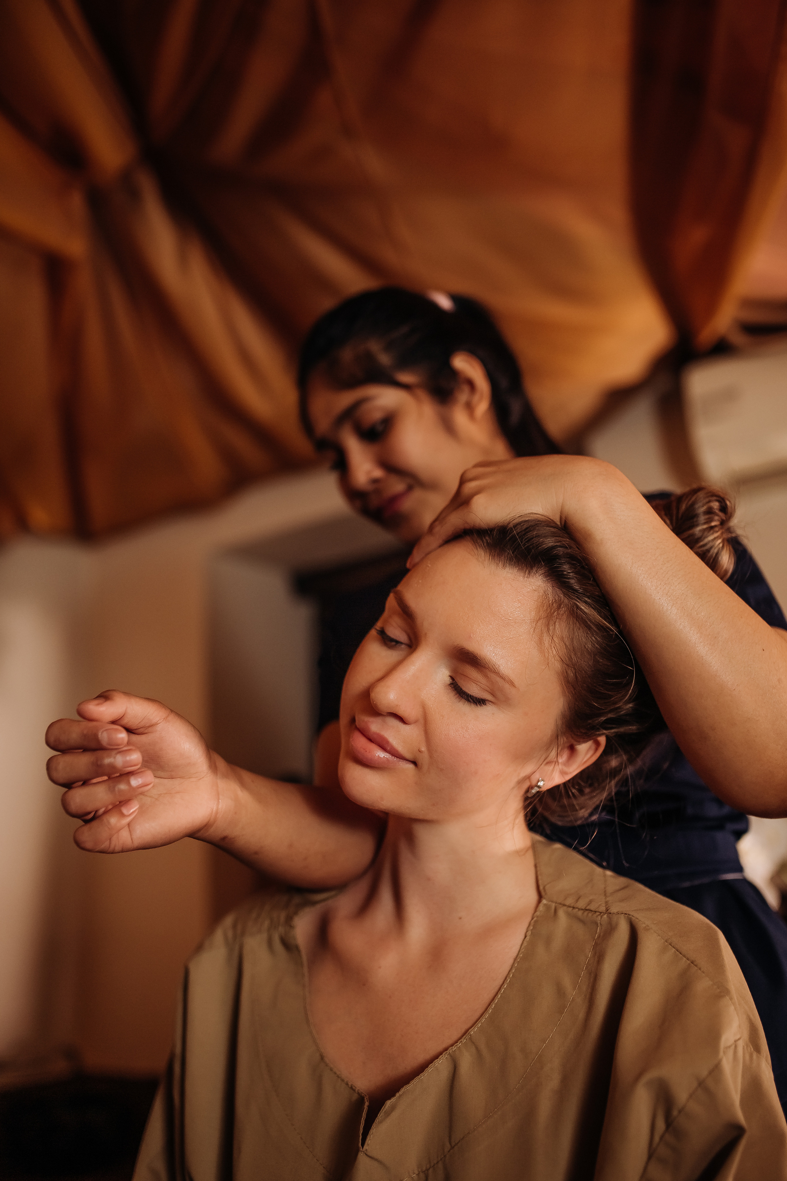 Контент Массаж. Темная тема. ФОТО ВИДЕО ПРОДАКШН Санкт-Петербург Москва фотограф Мария Хрусталева