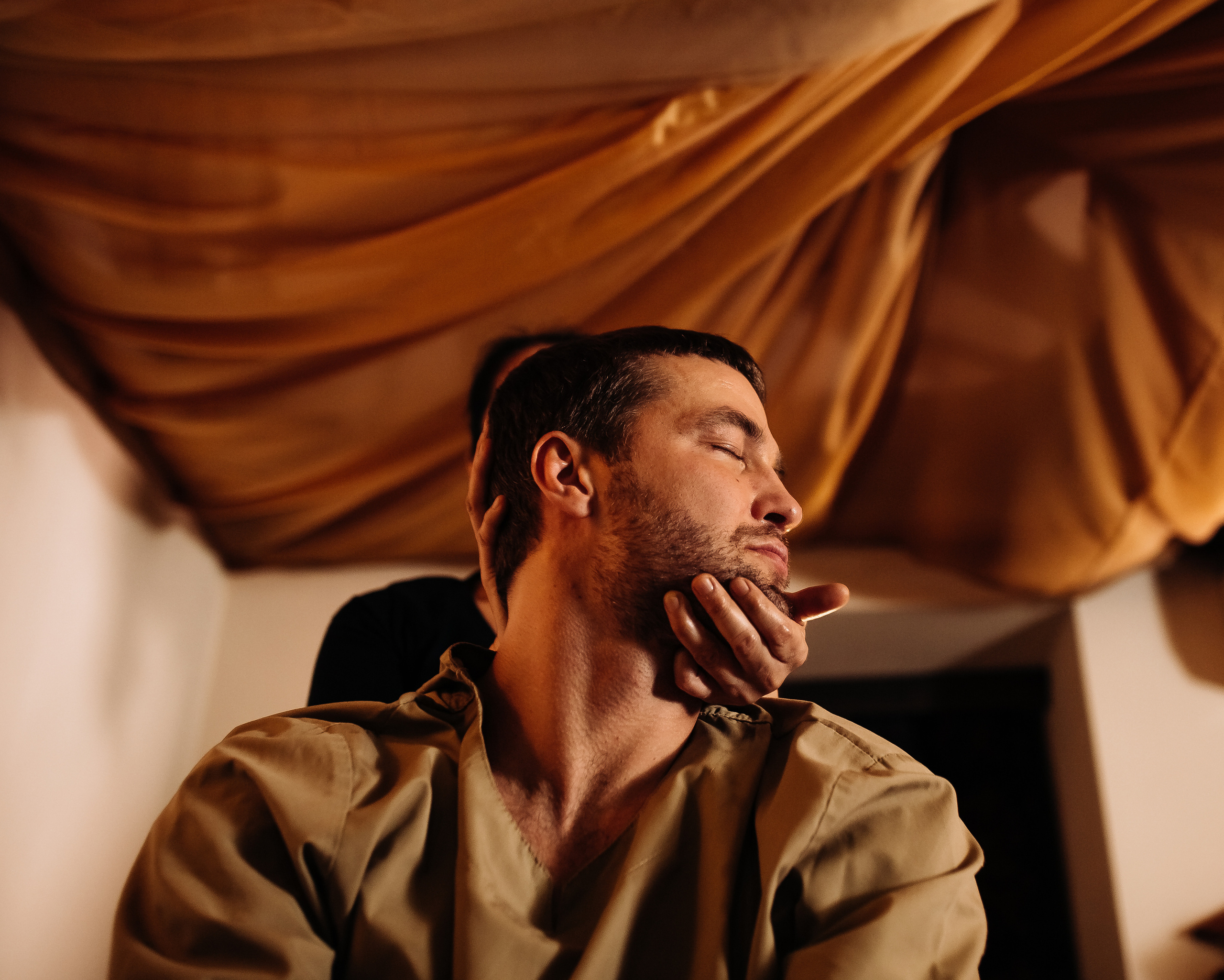 Массаж для мужчин. ФОТО ВИДЕО ПРОДАКШН Санкт-Петербург Москва фотограф Мария Хрусталева