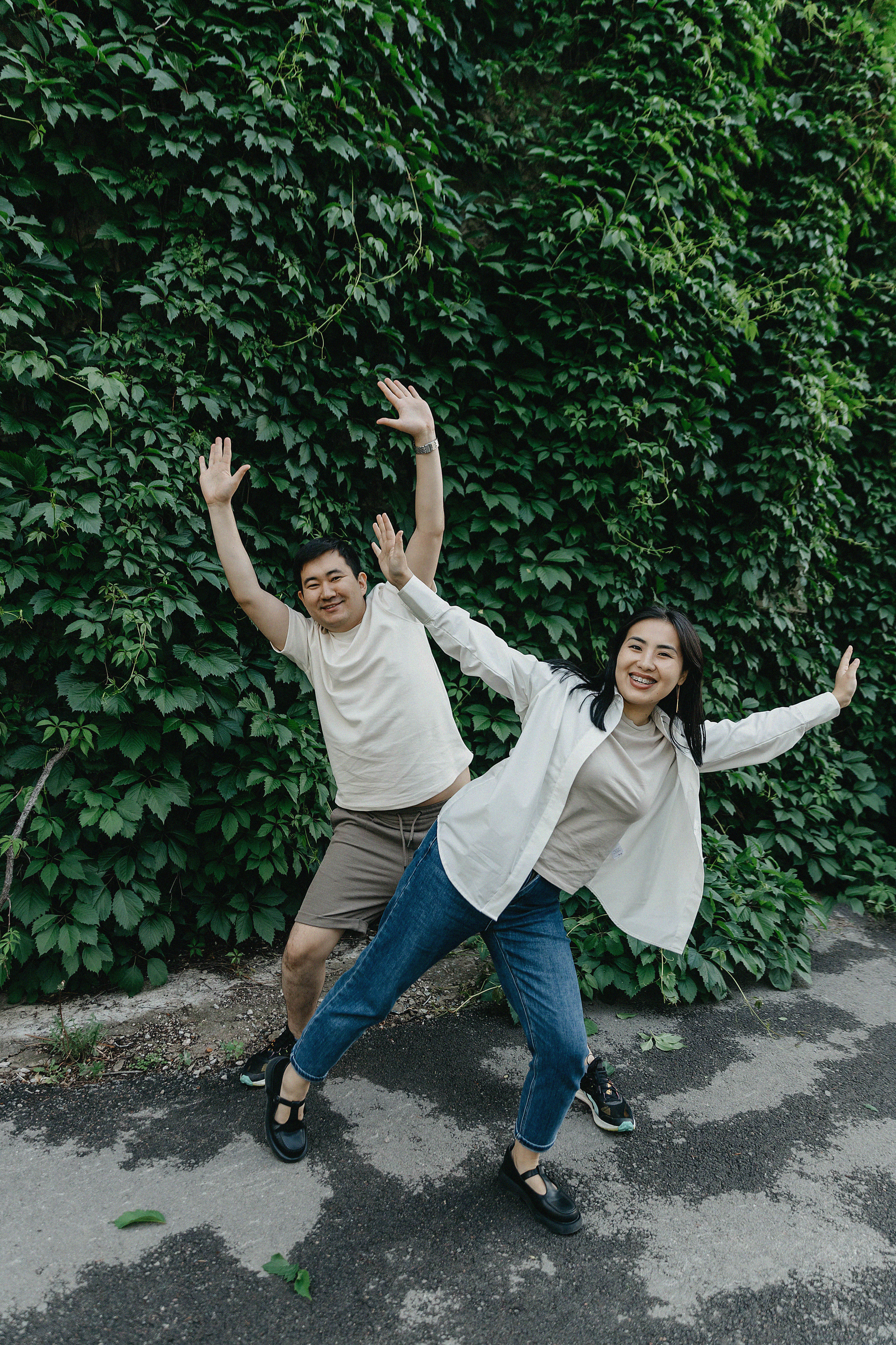 Семейная фотосессия в Ботаническом саду Артура, Алтынай и Алана. Свадебный, семейный и портретный фотограф в Алматы, Костанай