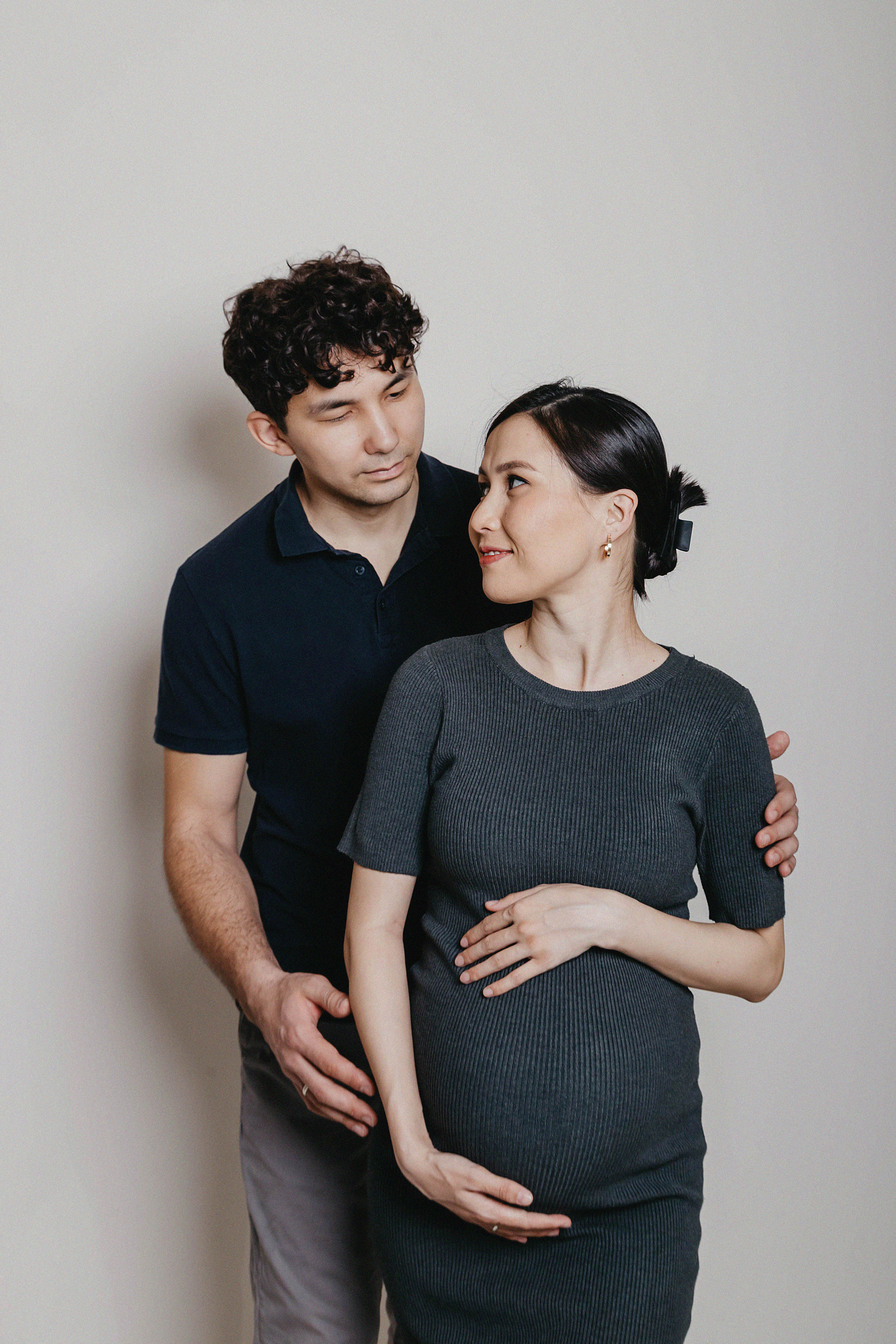 Фотосессия Мираса и Айданы в фотостудии Пространство. Свадебный, семейный и портретный фотограф в Алматы, Костанай