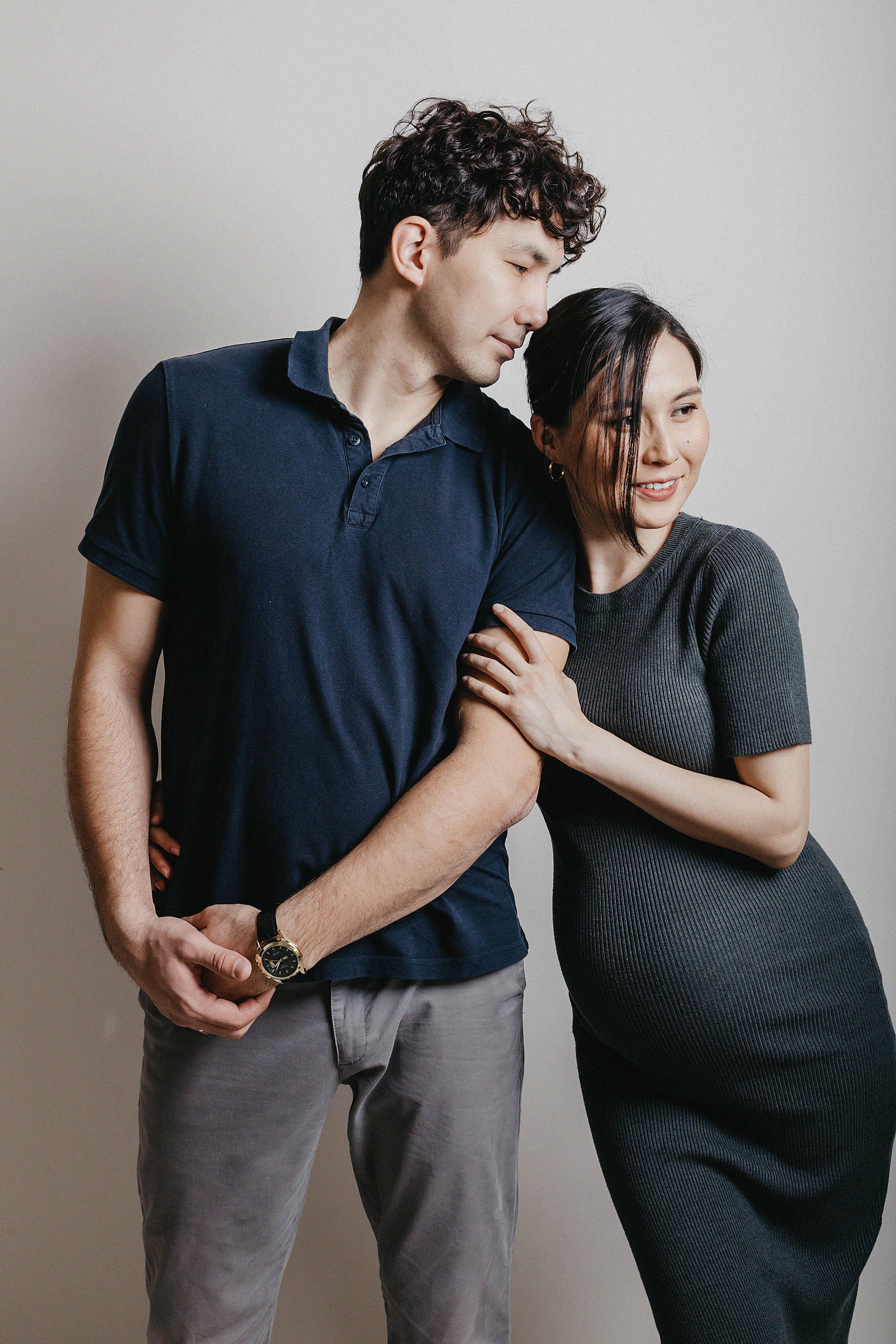 Фотосессия Мираса и Айданы в фотостудии Пространство. Свадебный, семейный и портретный фотограф в Алматы, Костанай