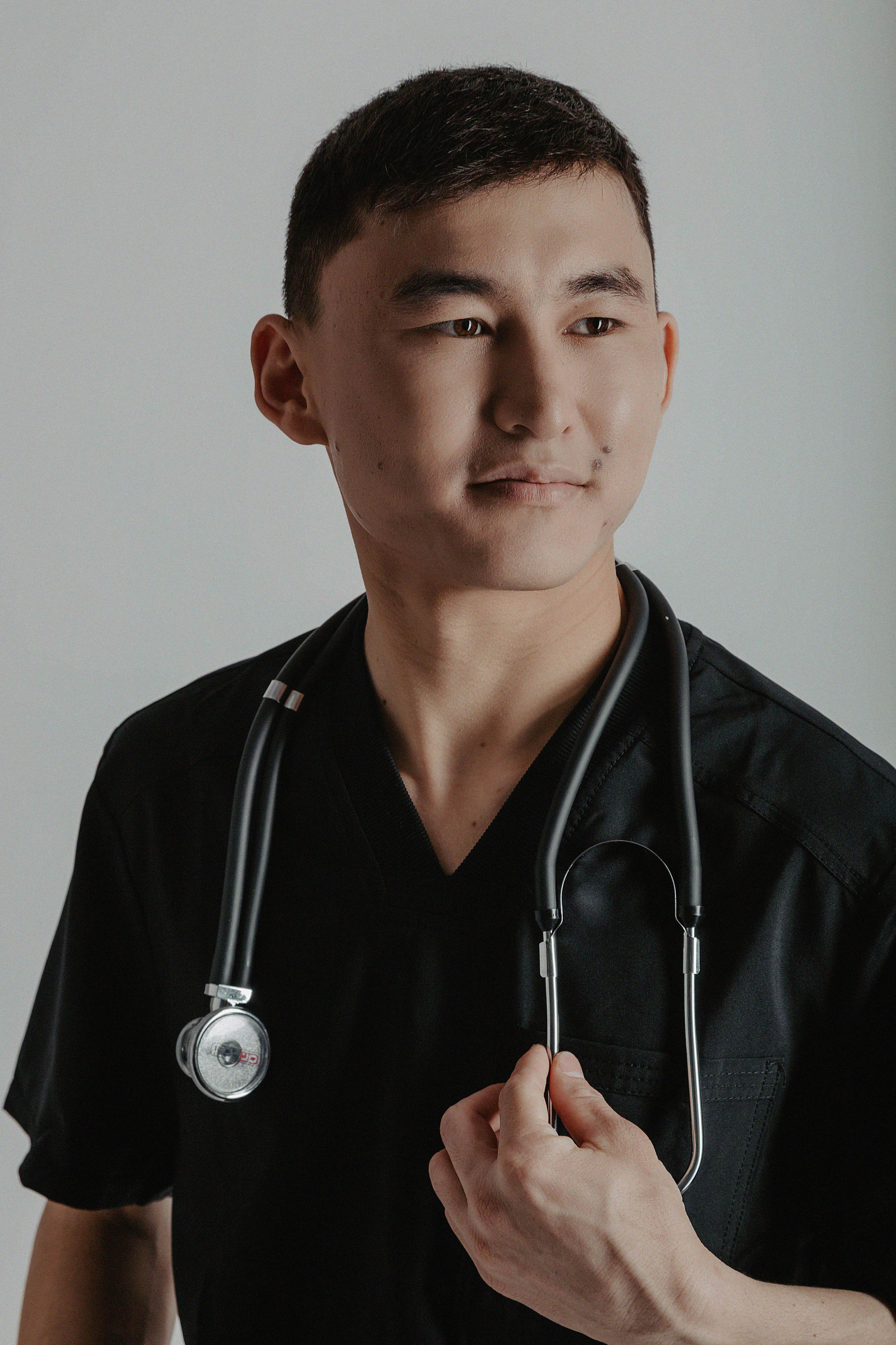 Фотосессия в фотостудии Пространство «Выпускной». Свадебный, семейный и портретный фотограф в Алматы, Костанай