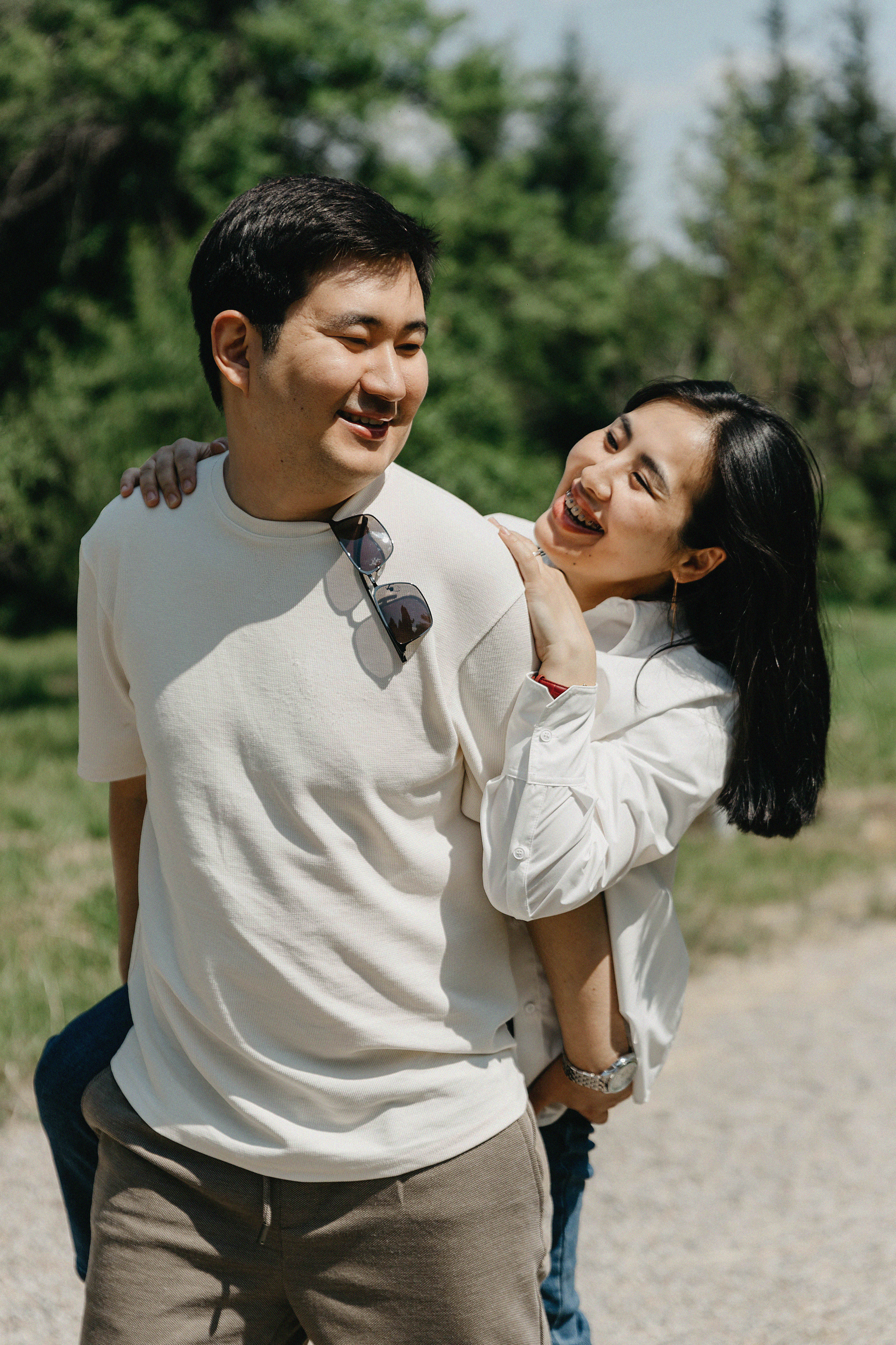 Семейная фотосессия в Ботаническом саду Артура, Алтынай и Алана. Свадебный, семейный и портретный фотограф в Алматы, Костанай