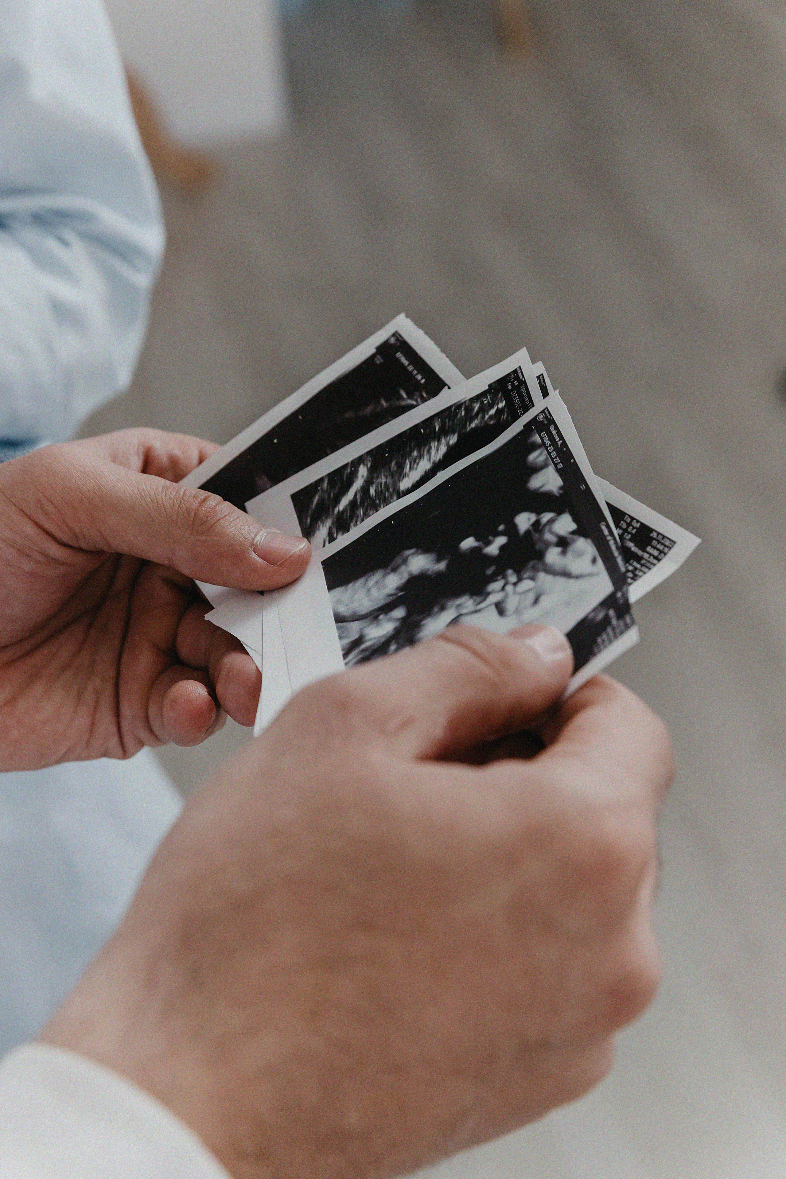 Фотосессия Мираса и Айданы в фотостудии Пространство. Свадебный, семейный и портретный фотограф в Алматы, Костанай