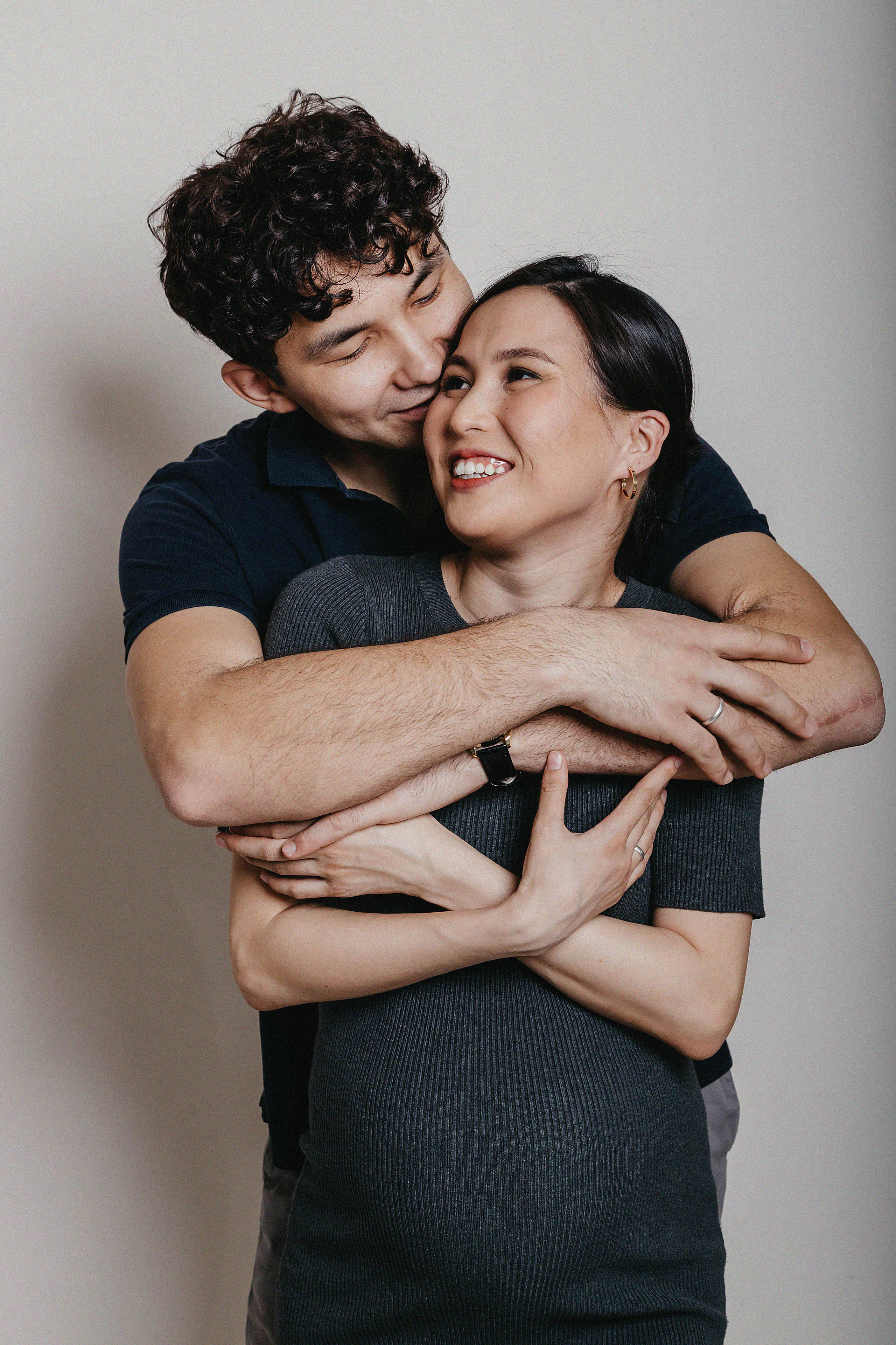 Фотосессия Мираса и Айданы в фотостудии Пространство. Свадебный, семейный и портретный фотограф в Алматы, Костанай