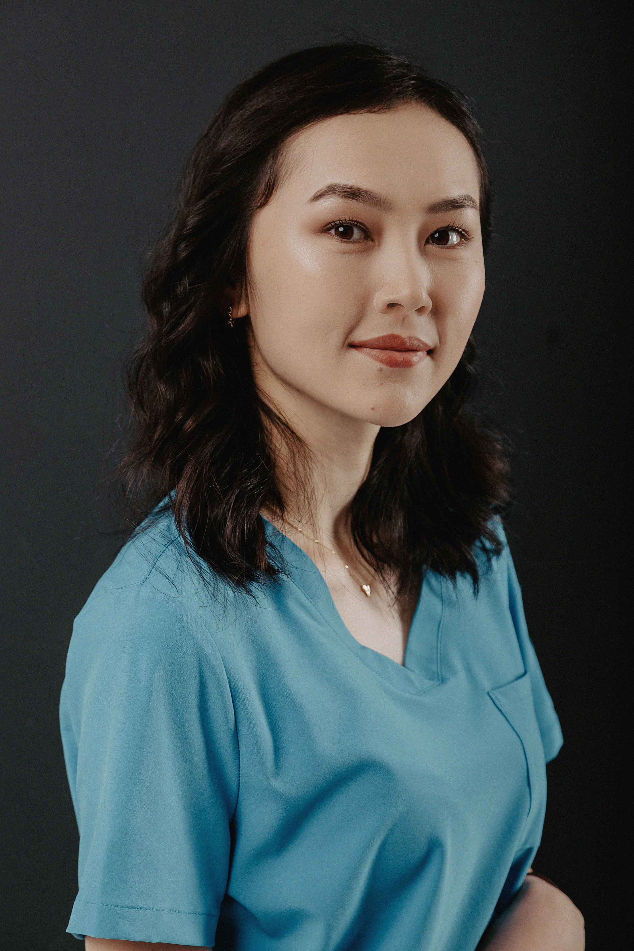 Фотосессия в фотостудии Пространство «Выпускной». Свадебный, семейный и портретный фотограф в Алматы, Костанай