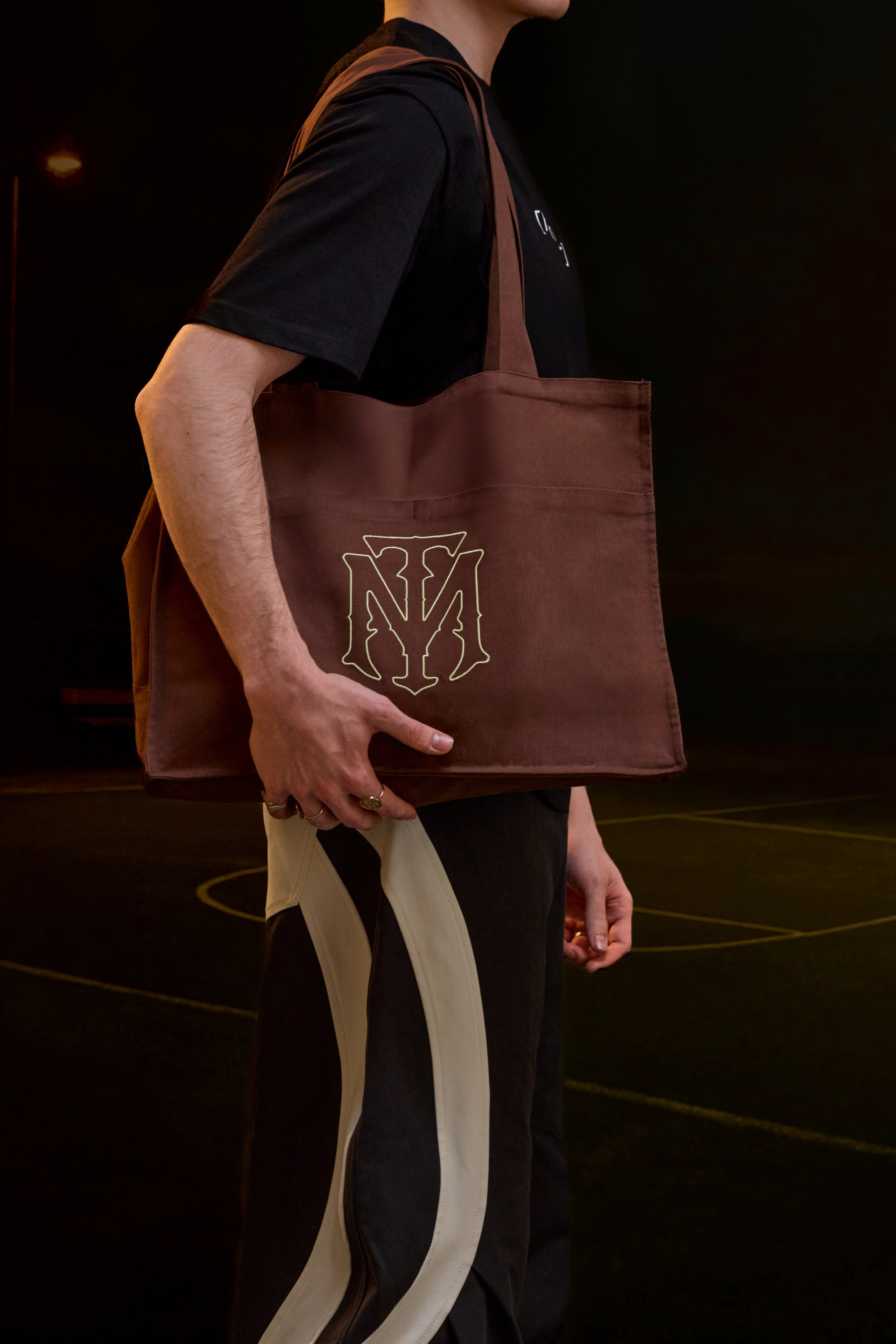 Thomas Mraz. Святослав Лебедев | Рекламный фотограф — Коммерческая съемка, Арт-дирекшн, AI-интеграция