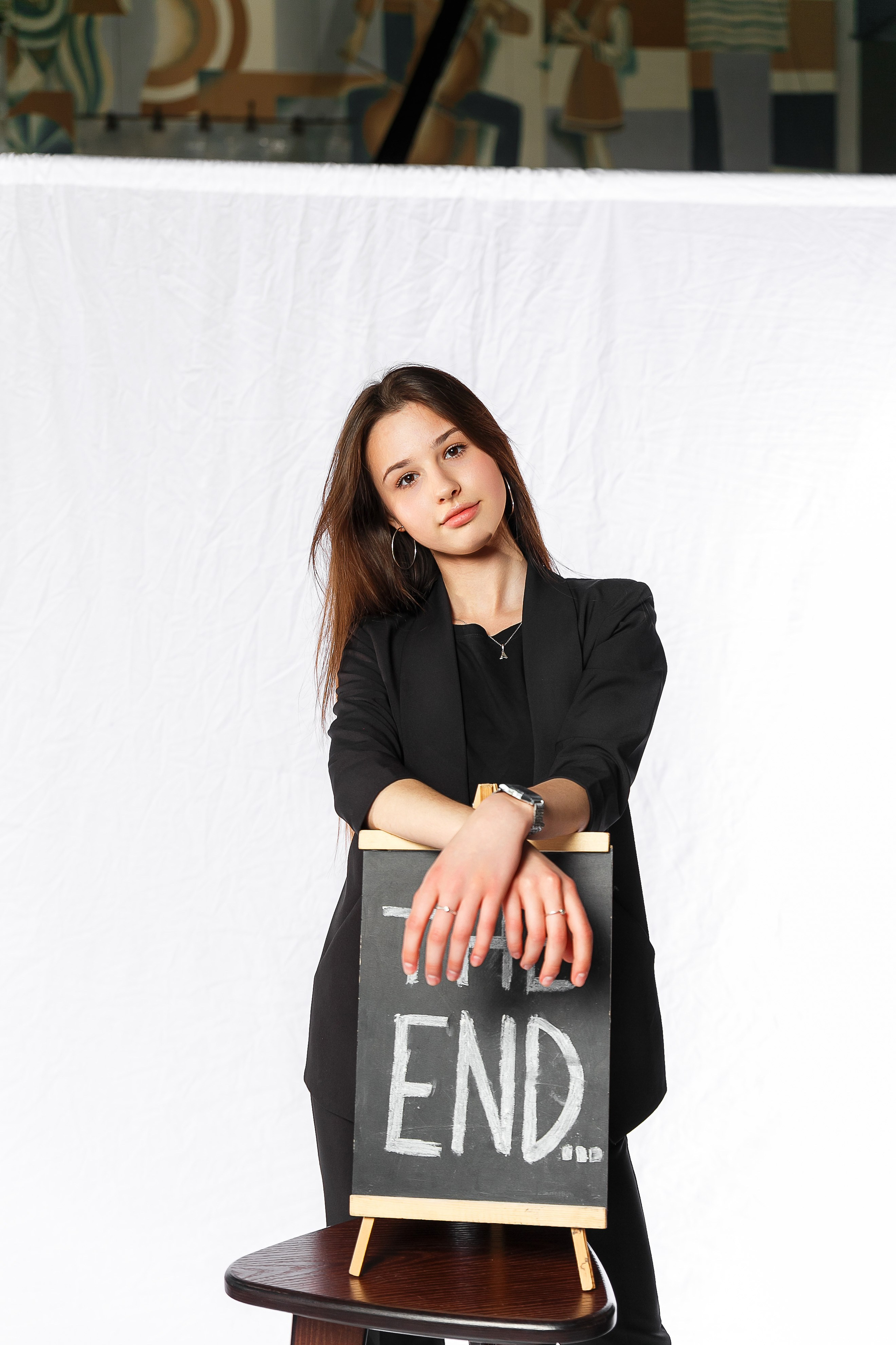 ОДНОТОННЫЙ ФОТОФОН. Выпускные альбомы в Донецке и ДНР. Фотограф Донецк и ДНР