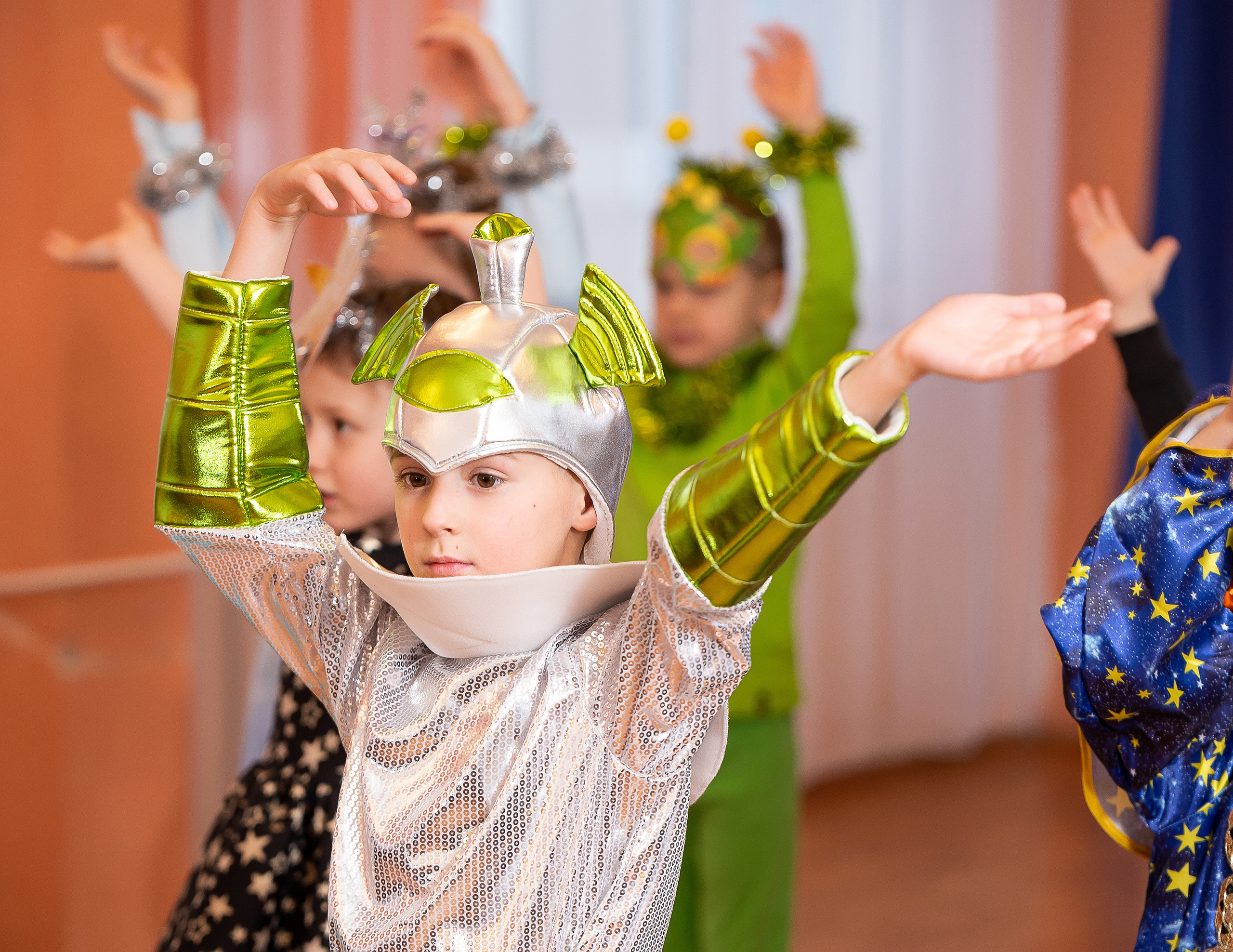 Утренники в детском саду. Ваш фотограф Саша Шапулина