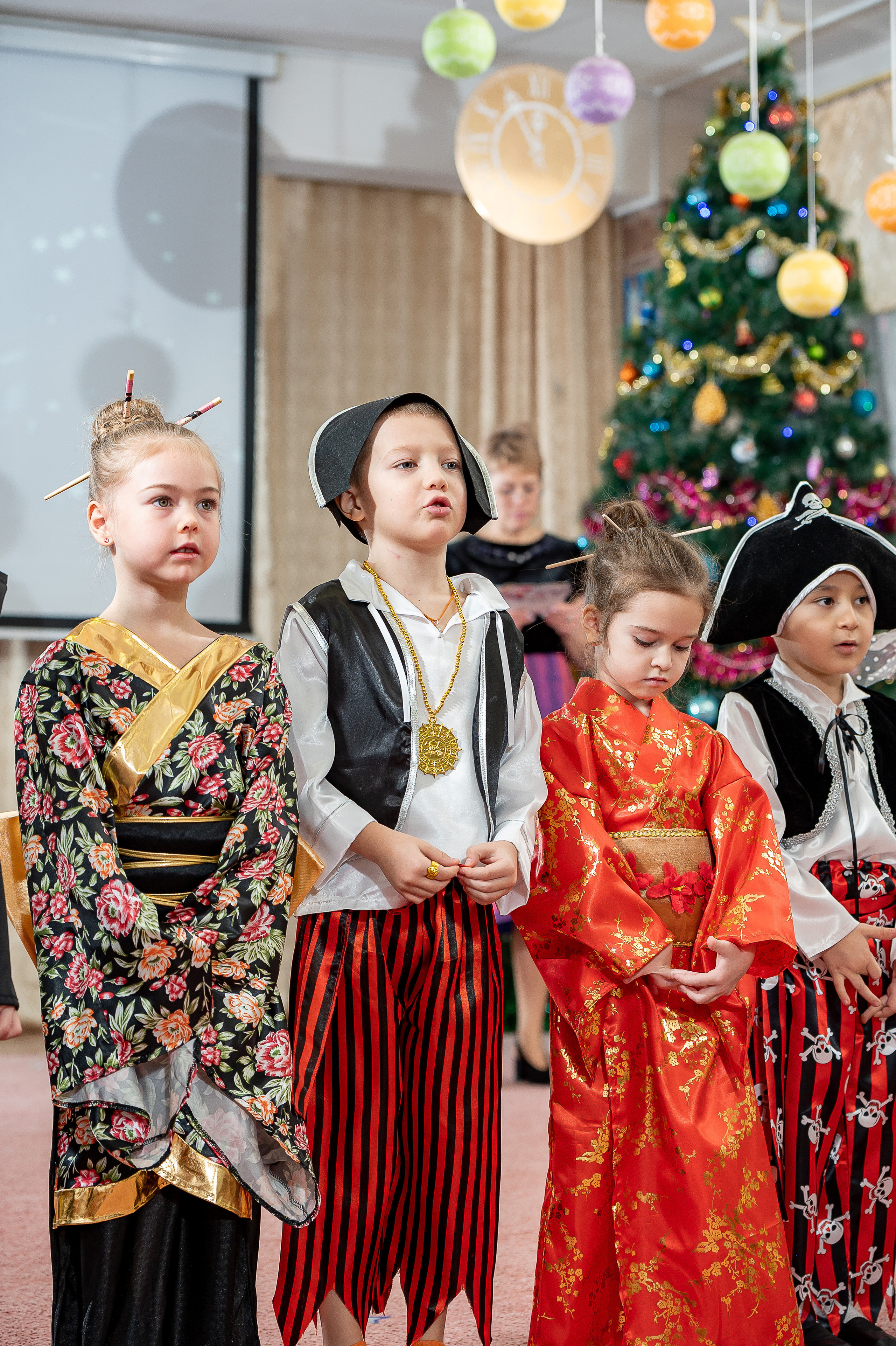 Утренники в детском саду. Ваш фотограф Саша Шапулина