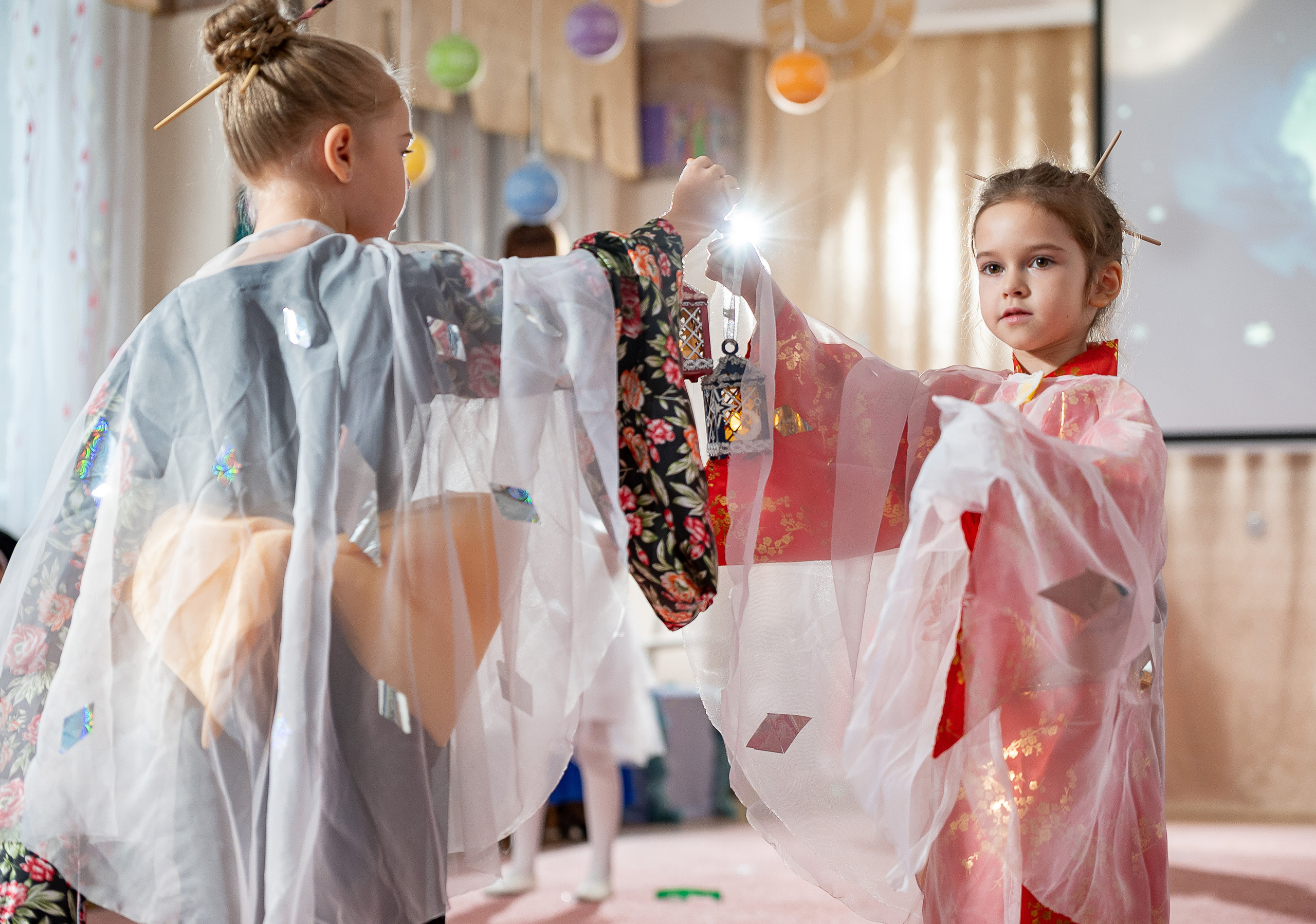 Утренники в детском саду. Ваш фотограф Саша Шапулина