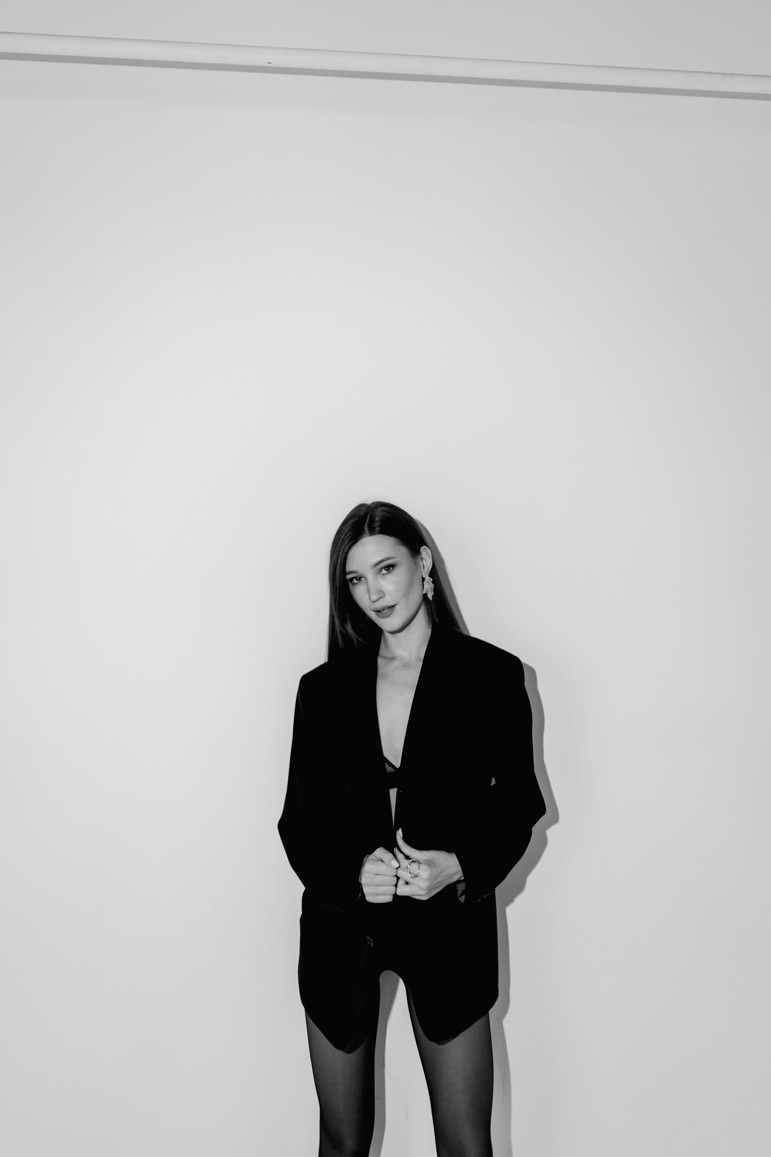 Женские портреты в студии. Портреты студия Москва. Модельные тесты. Lovestory студия в Москве. Женсий фотограф