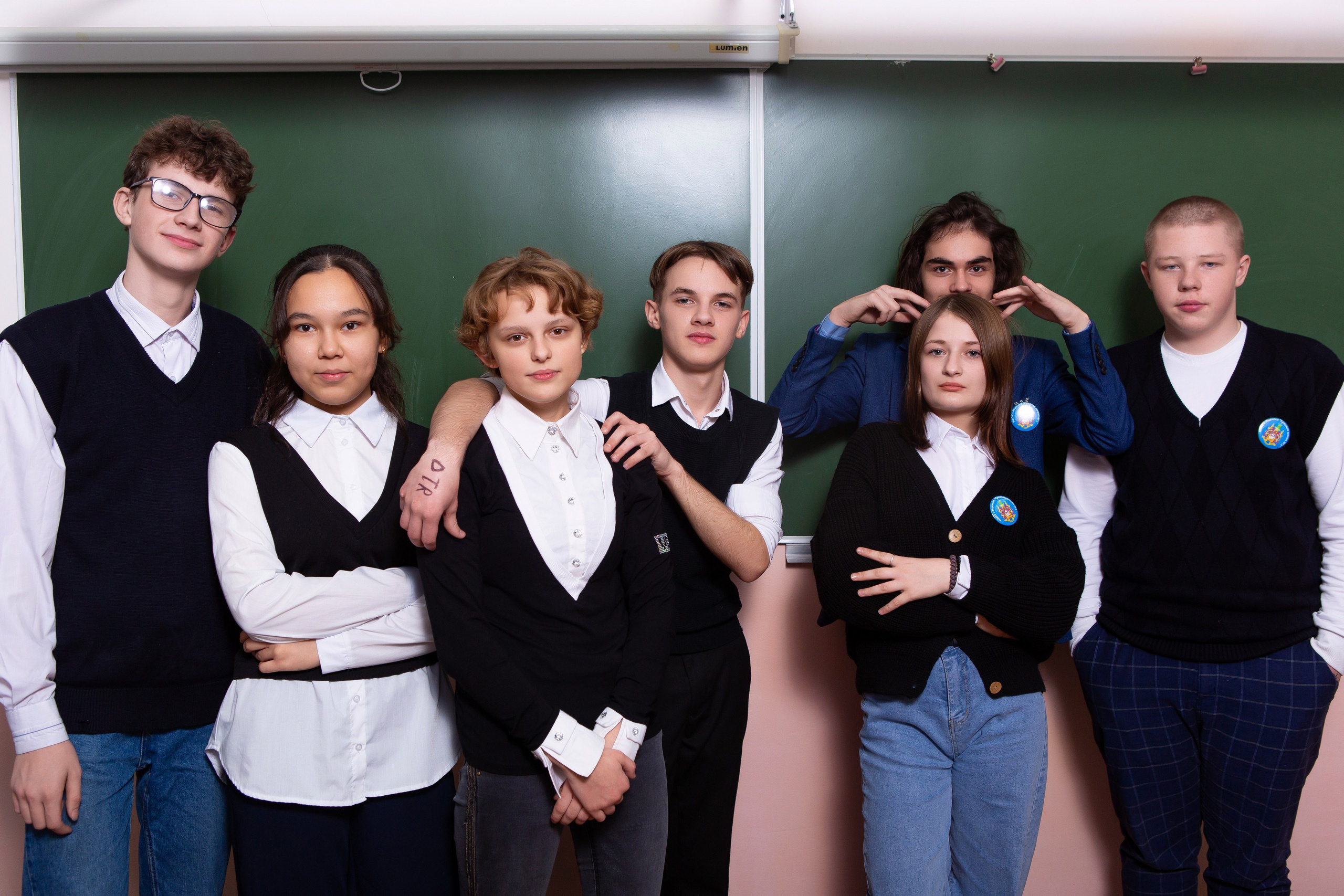 ШКОЛЬНАЯ ФОТОСЕССИЯ ДЛЯ 9 КЛАССА 3 ШКОЛА МЦЕНСК. ТВОЙ АЛЬБОМ / ТВОИ ПРАВИЛА