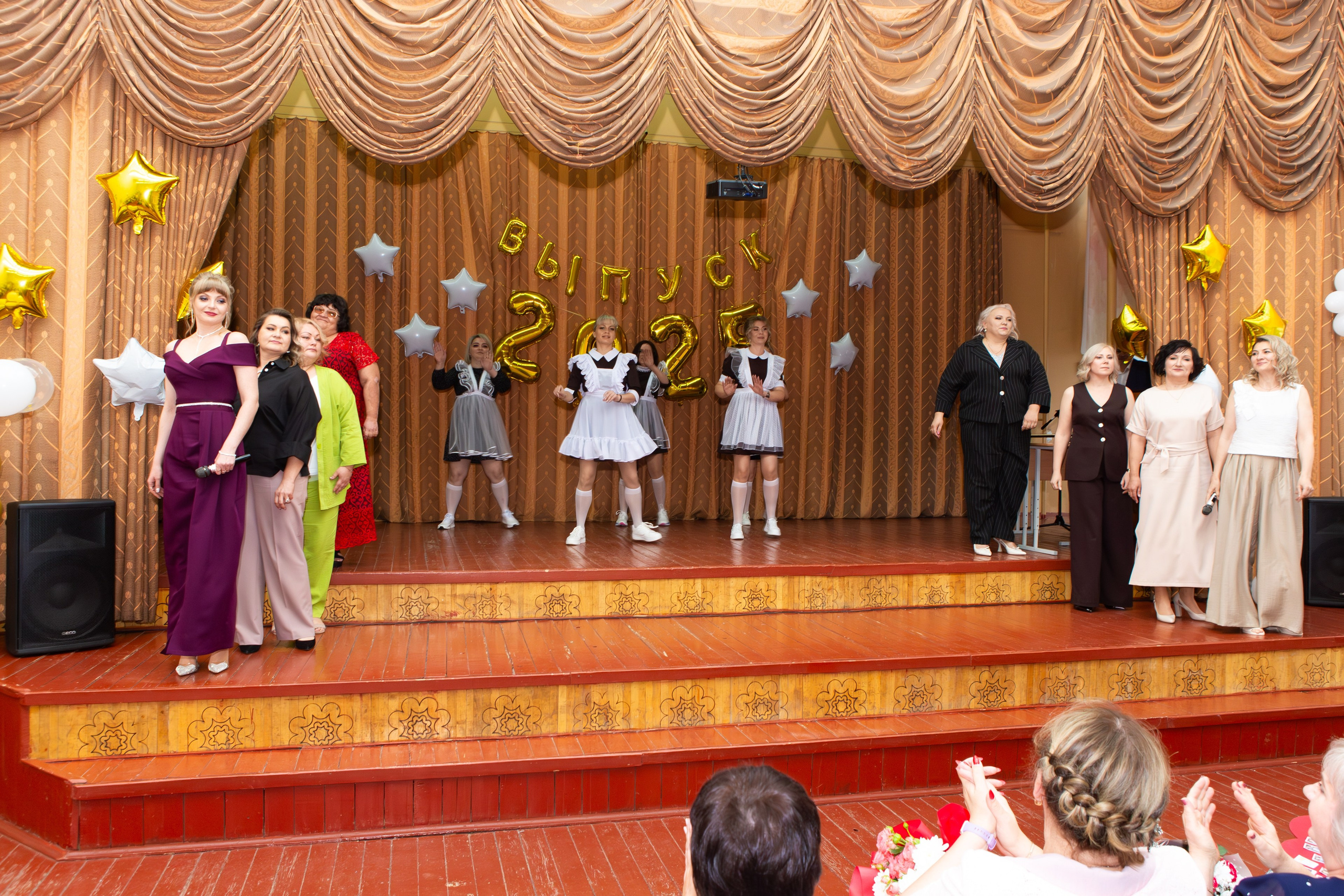 Вручение дипломов 2025 9 ШКОЛА МЦЕНСК. ТВОЙ АЛЬБОМ / ТВОИ ПРАВИЛА