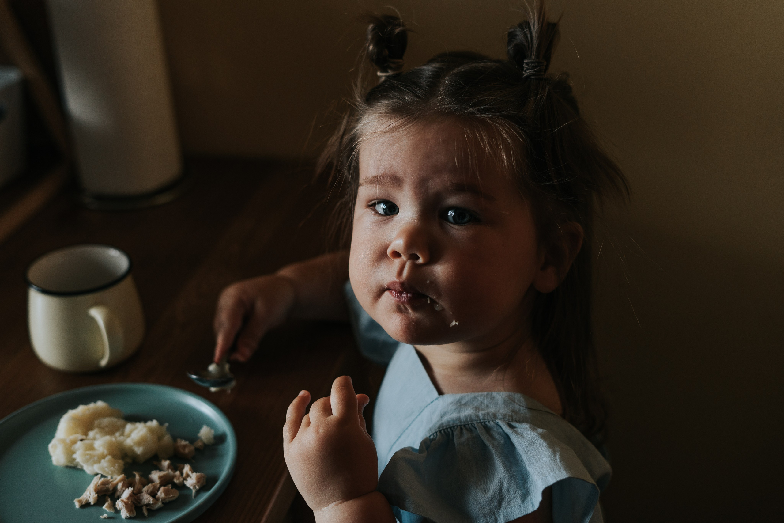 Детская фотосессия дома и на улице без постановки. Фотограф на роды Москва. Фотограф новорожденных Москва