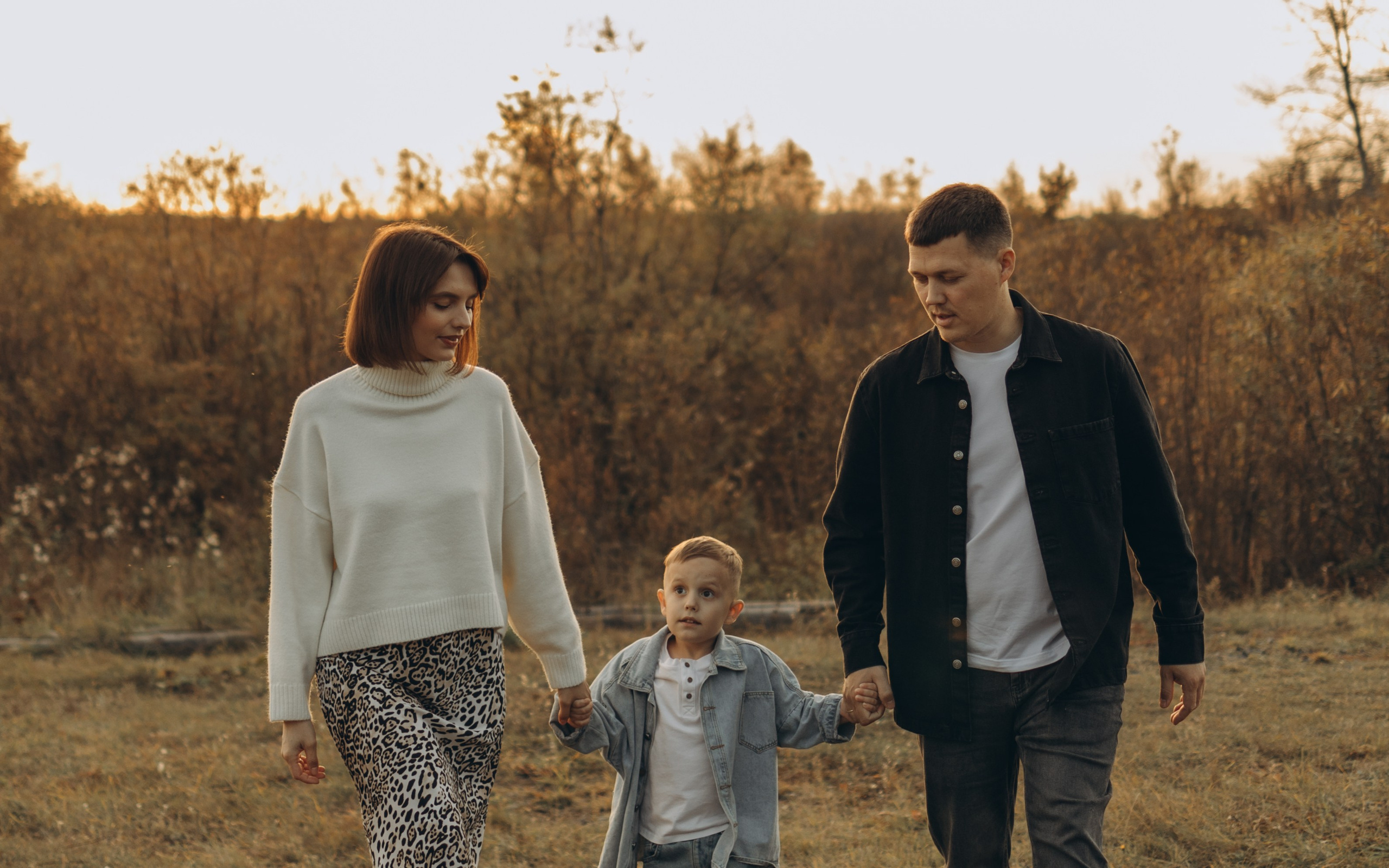 Сентябрьский вечер. Семейный и детский фотограф в Тюмени Вика Алленова