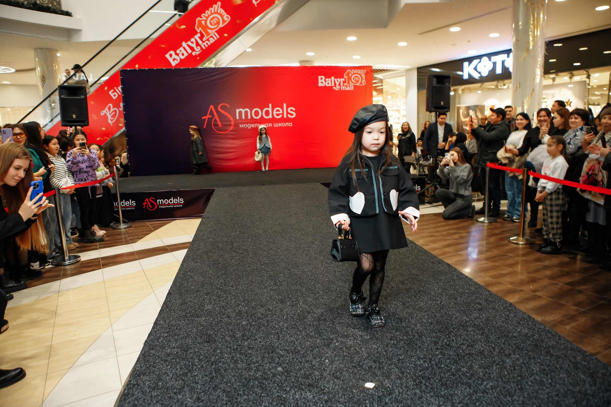 Fashion Show модельной школы AS Models. Кипятком Павлодар