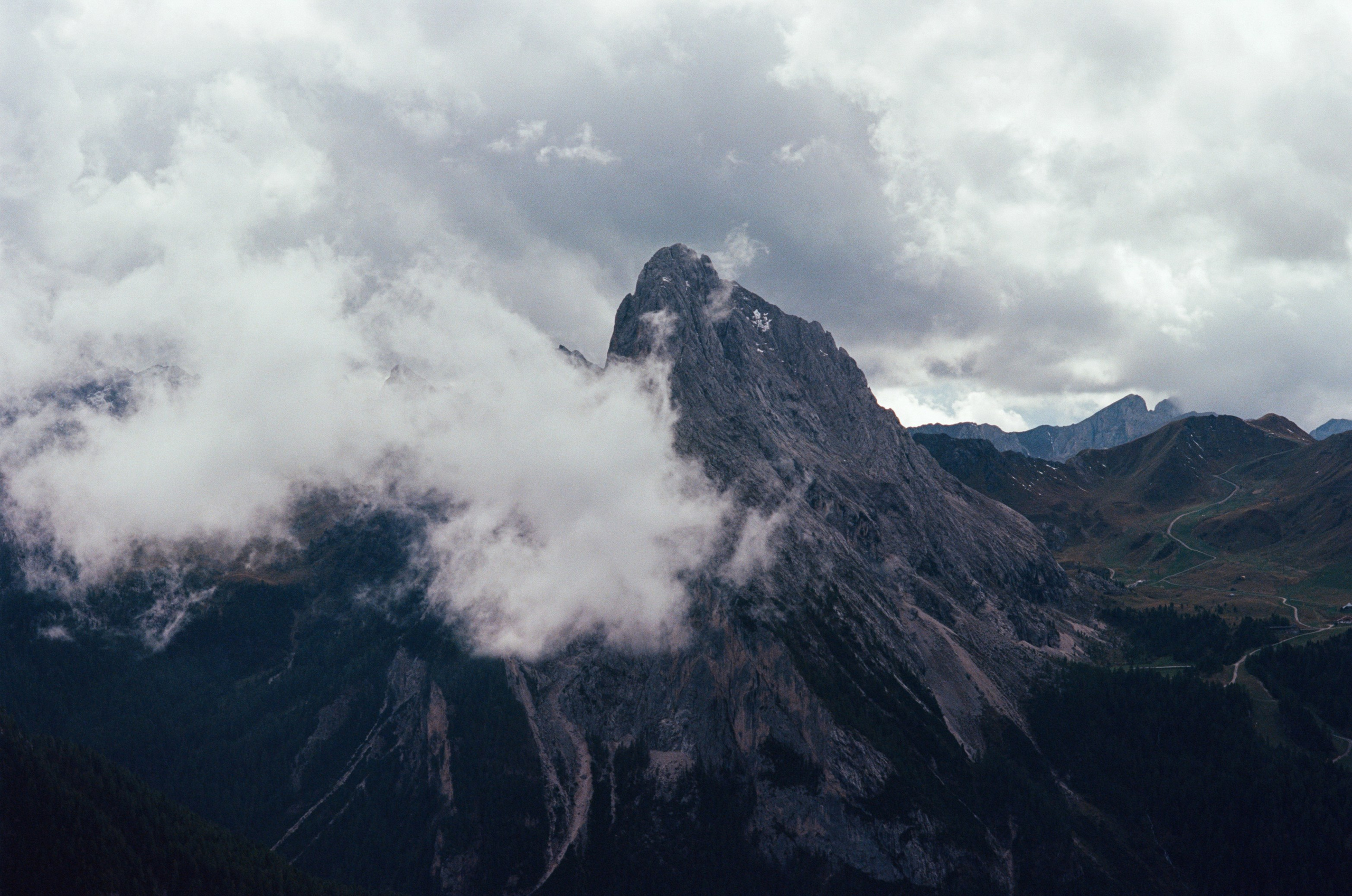 Fear for nobody // italy, dolomites. EVER EXPOSED