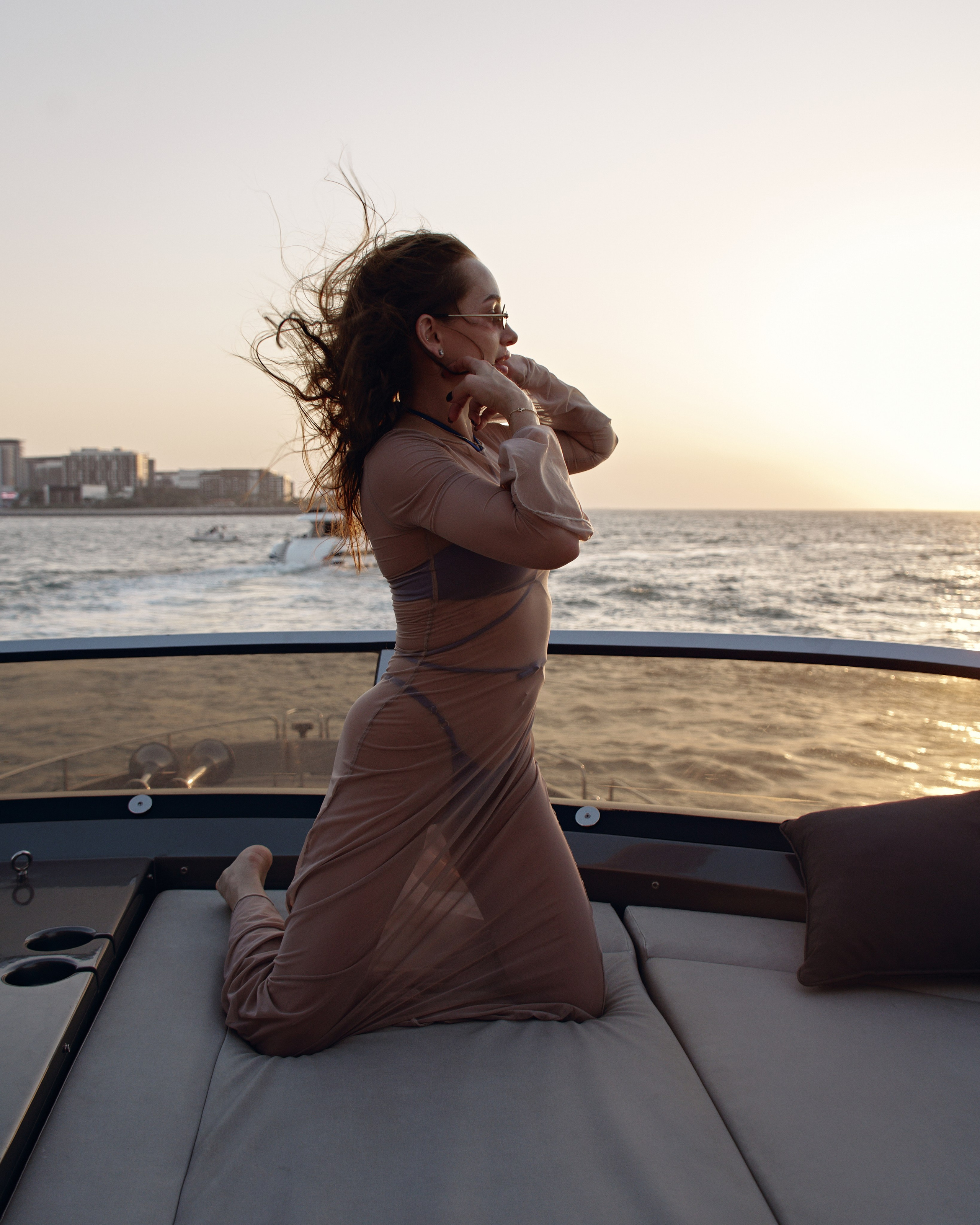 PAVEL DEREVYANKO. NOIZOMAX Художественный фотограф в Дубай