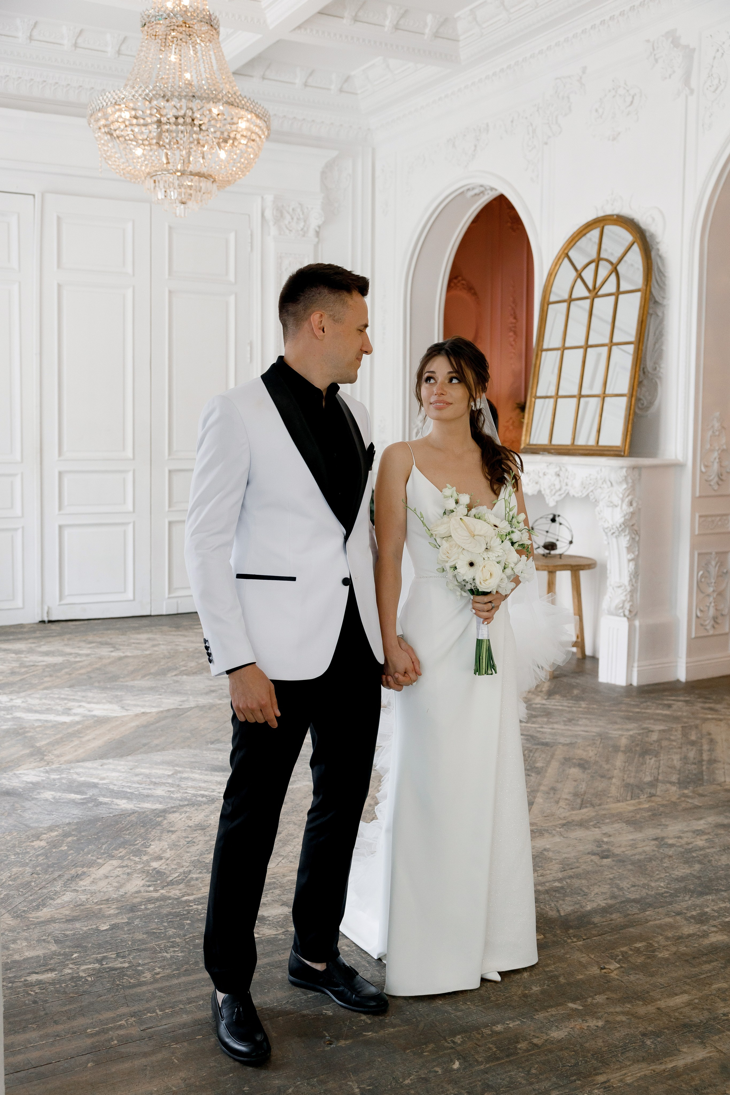 Свадьба в отеле Мовенпик и роспись в Регистрация брака в особняке «Роял». Свадебный фотограф в Москве и Санкт-Петербурге Денис Ходюков