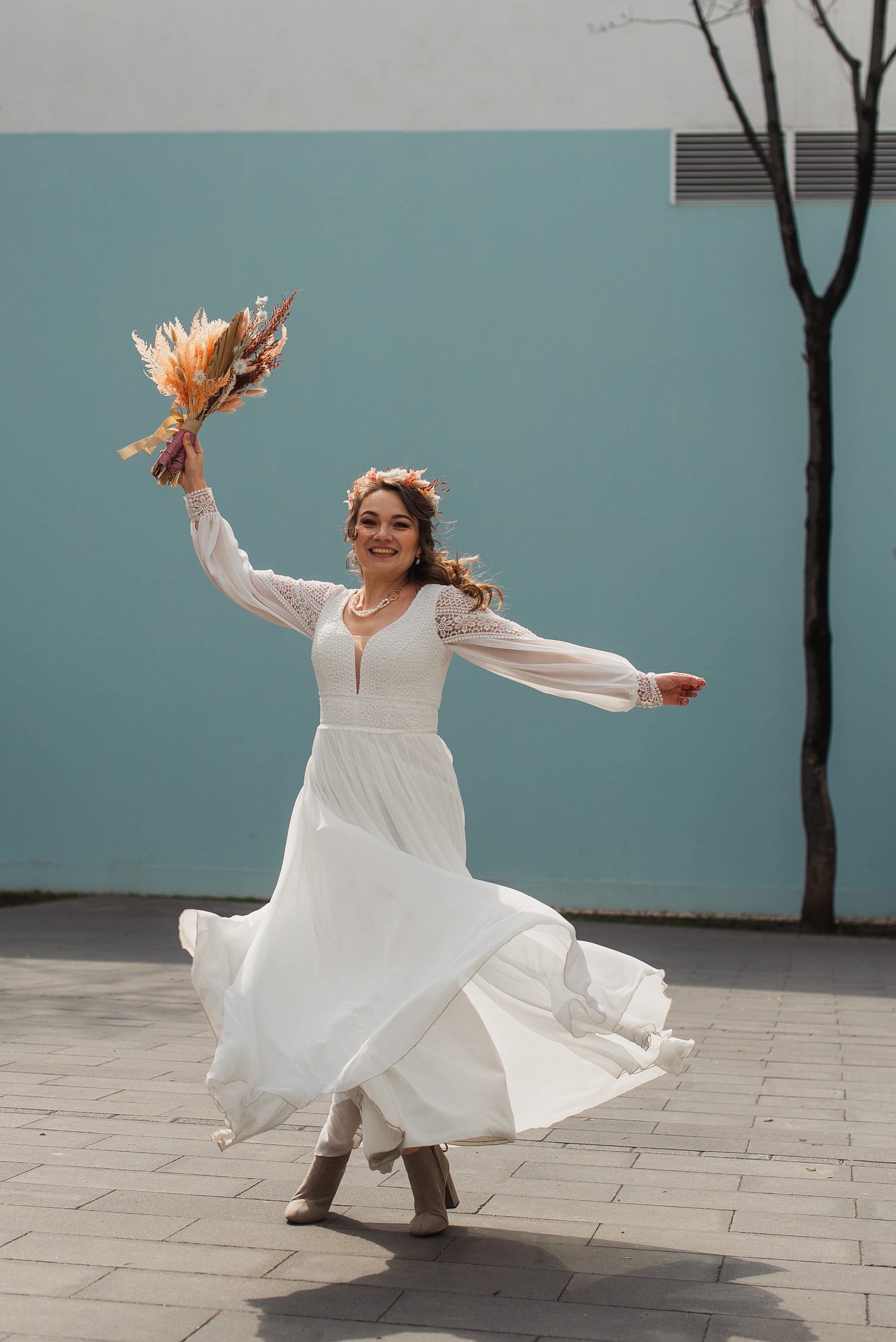 Петр и Елена. Главная