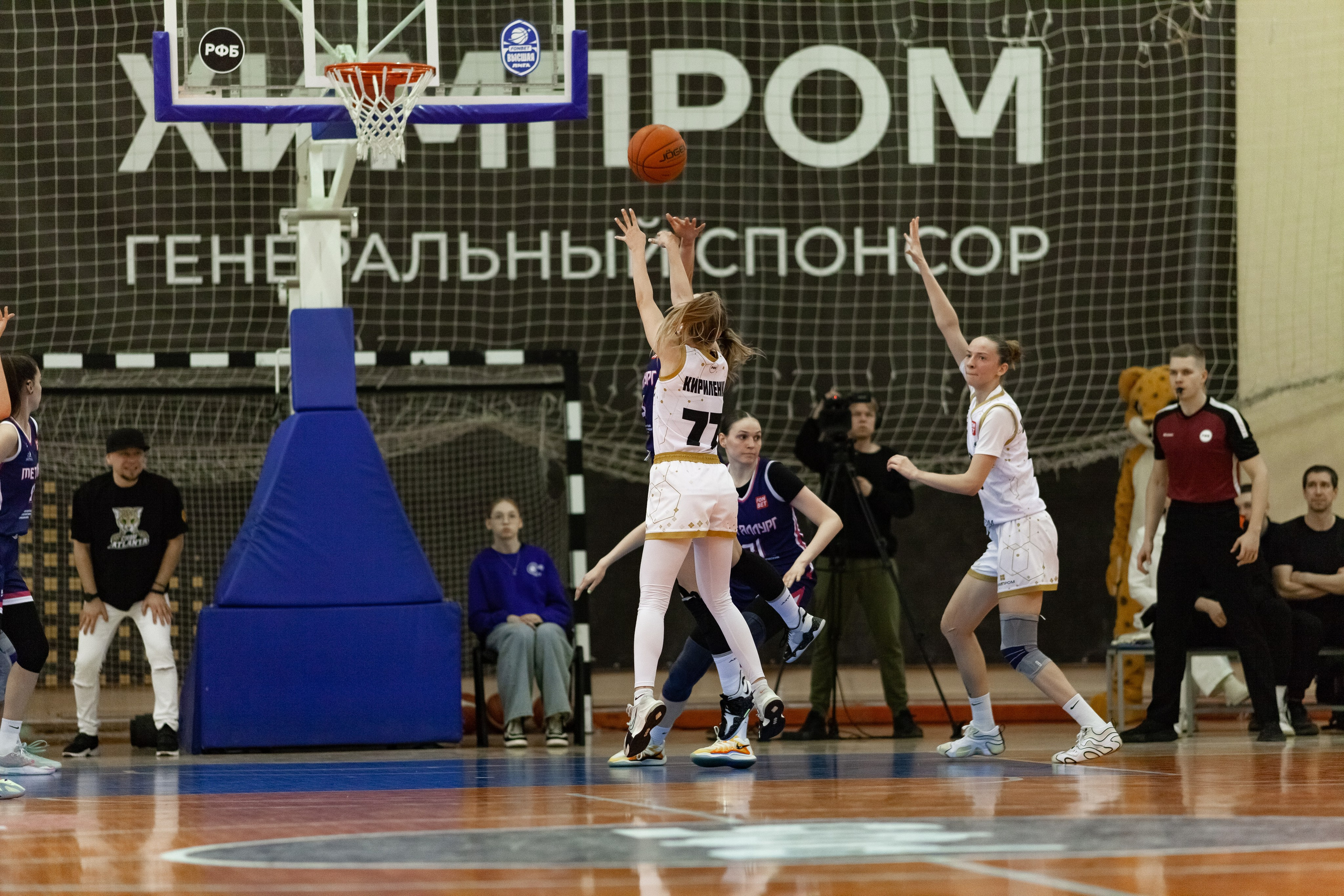 ЧГУ-Атланта — Металлург. Фотография