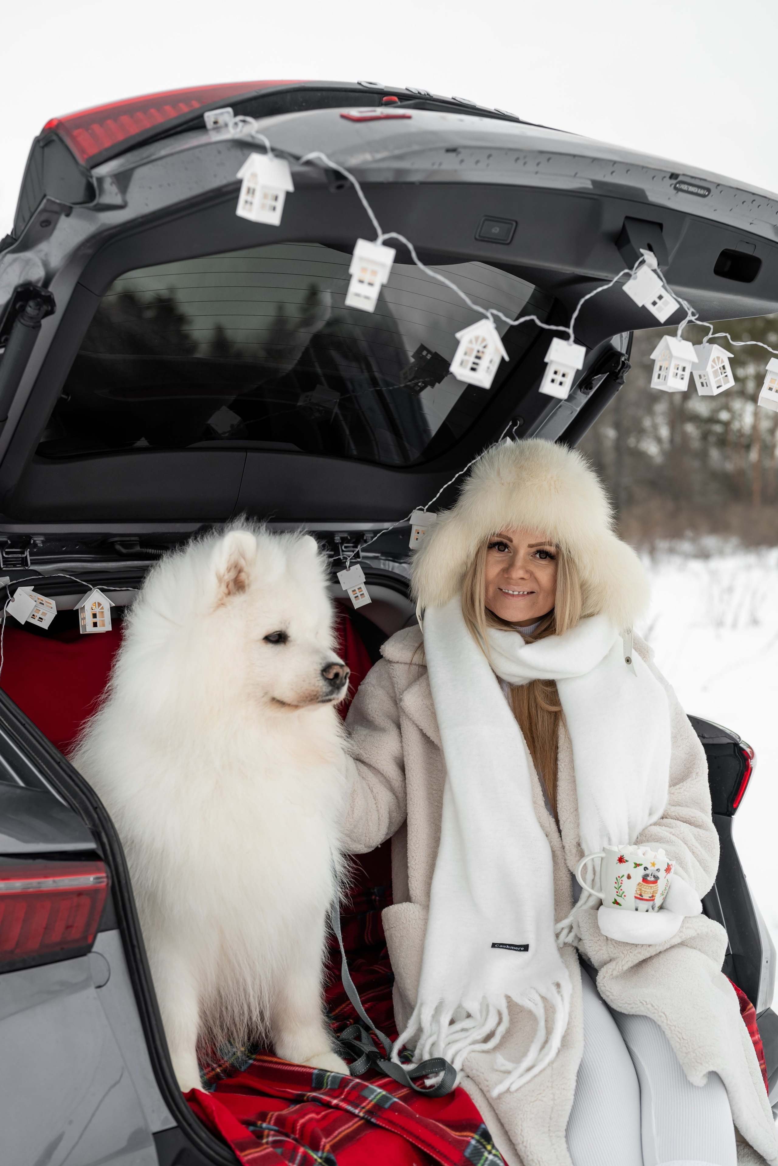 Фотопроект с Платоном и машиной на улице. Фотограф в городе Салават