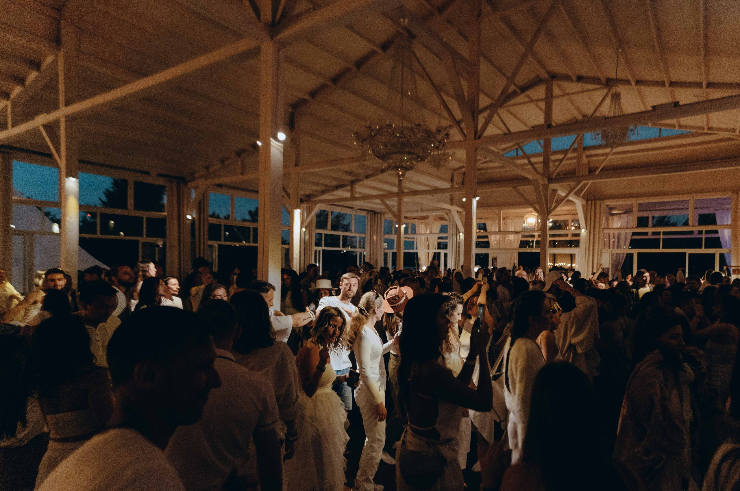 ECSTATIC WHITE 2025. Фотограф Аннё| Москва