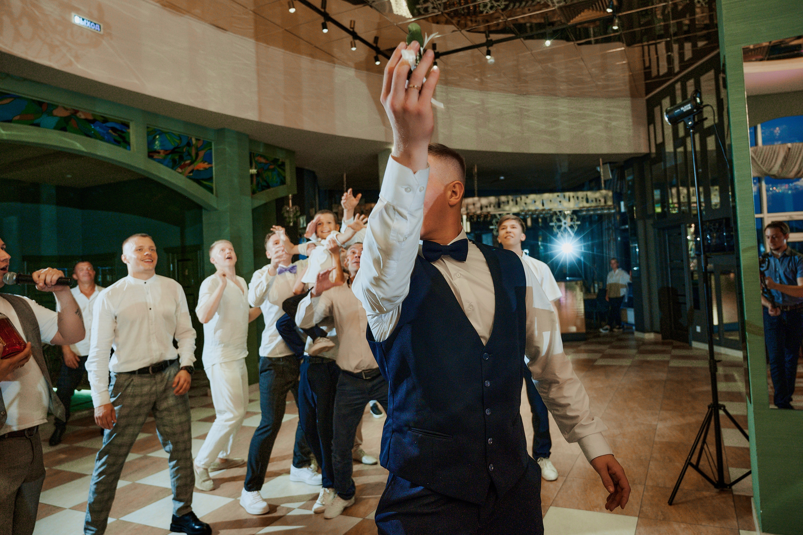 Олег и Лиза. Фото-видеосъемка свадеб Venson Films