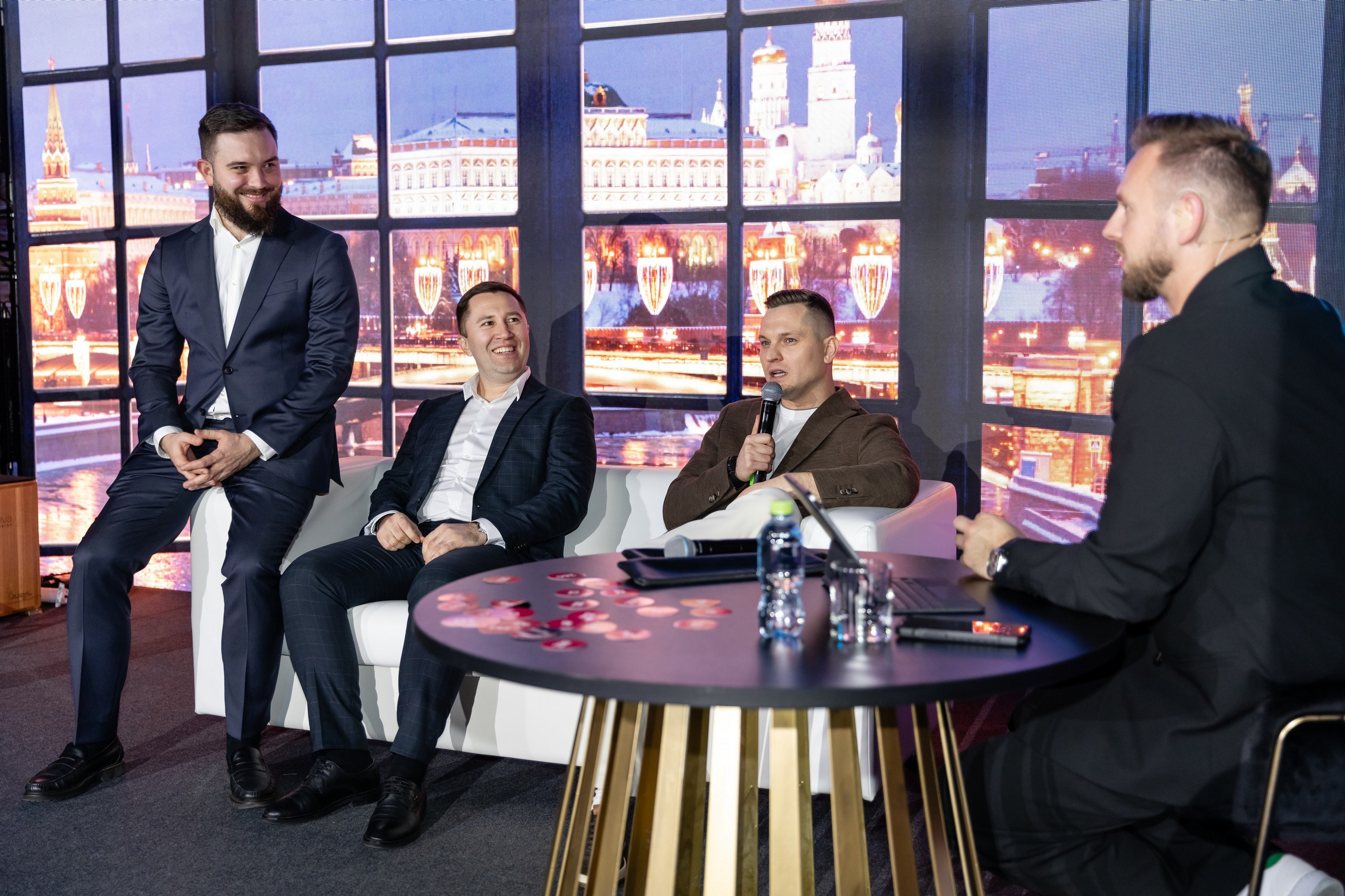 Квартирник МЕГАИС. Свадебный фотограф Москва