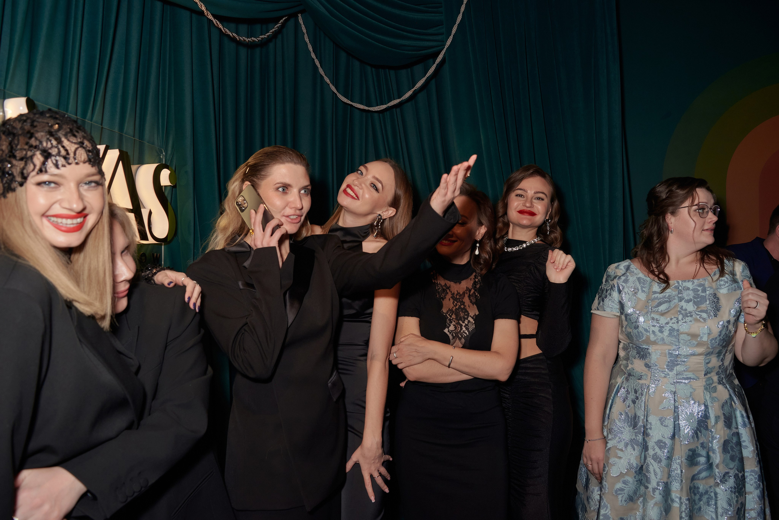 День рождения Светланы Пинигиной в караоке Divas. Наталия Дианова — фотограф для брендов и экспертов в Москве