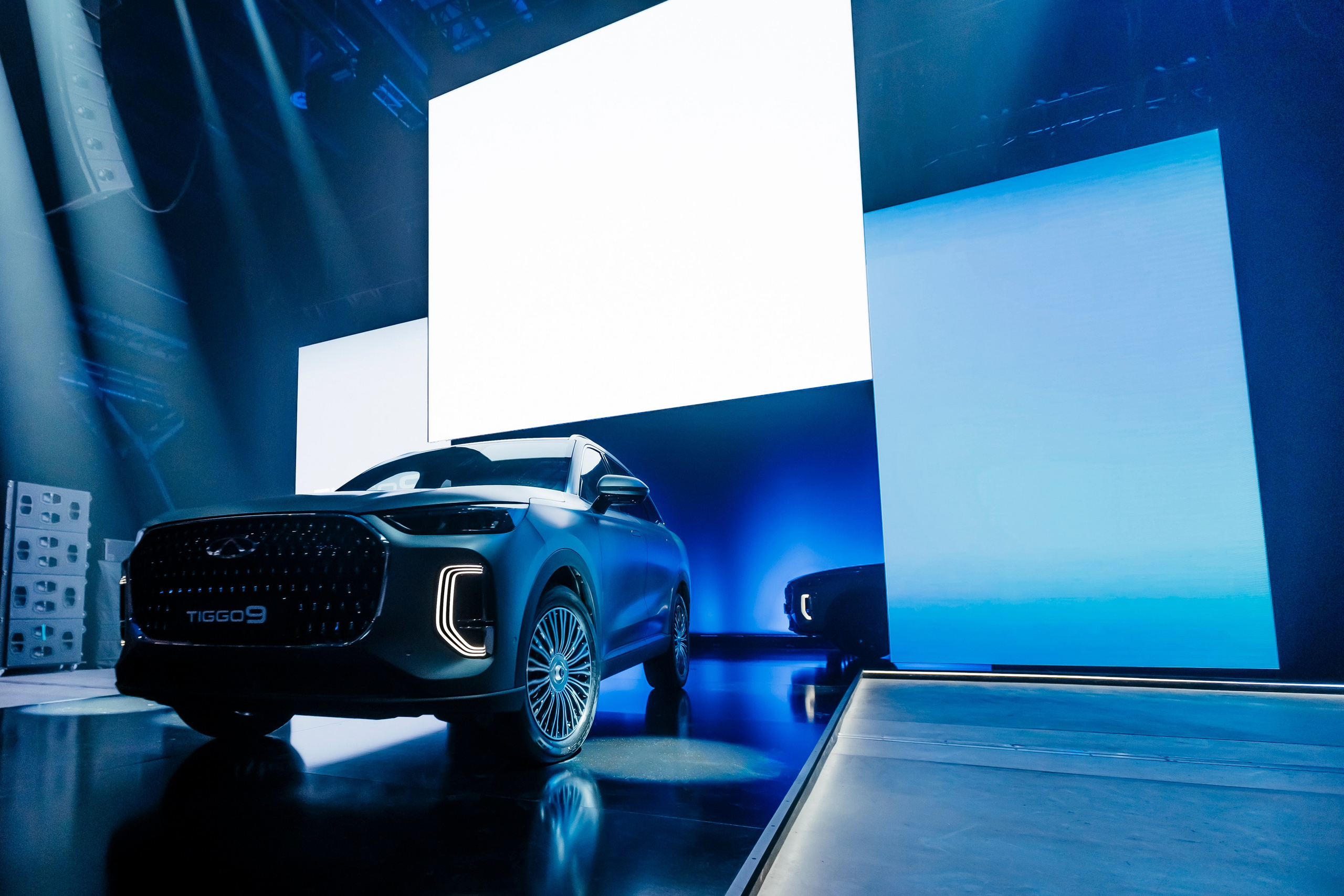 New Chery Tiggo 9. Репортажный, event, концертный и backstage фотограф из Москвы Виталий Кривцов